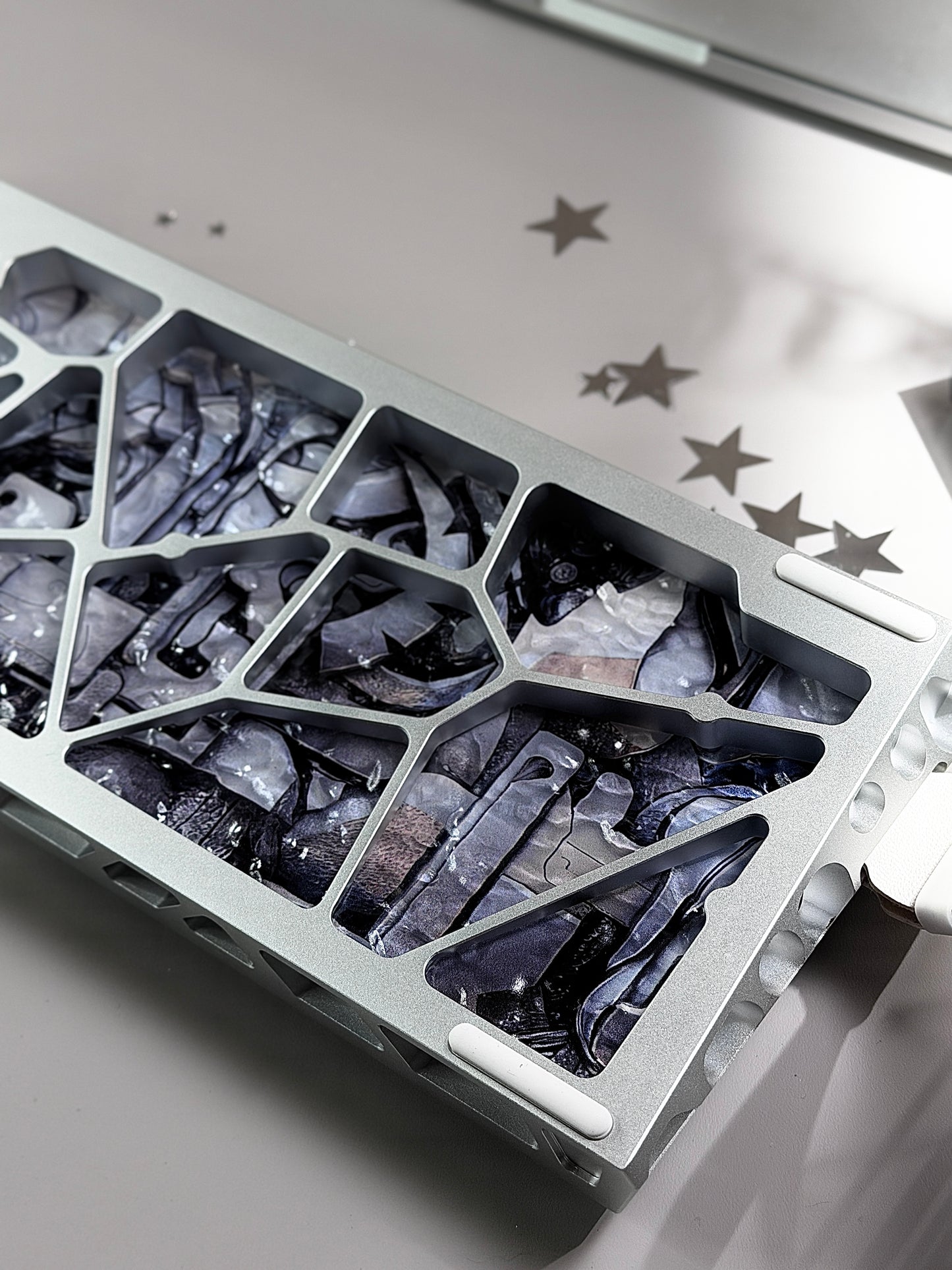 Unboxing Clearance ONLY 1 InstockI ROK Hollow Aluminum Silver MG63 Magnetic Gaming Mechanical Keyboard