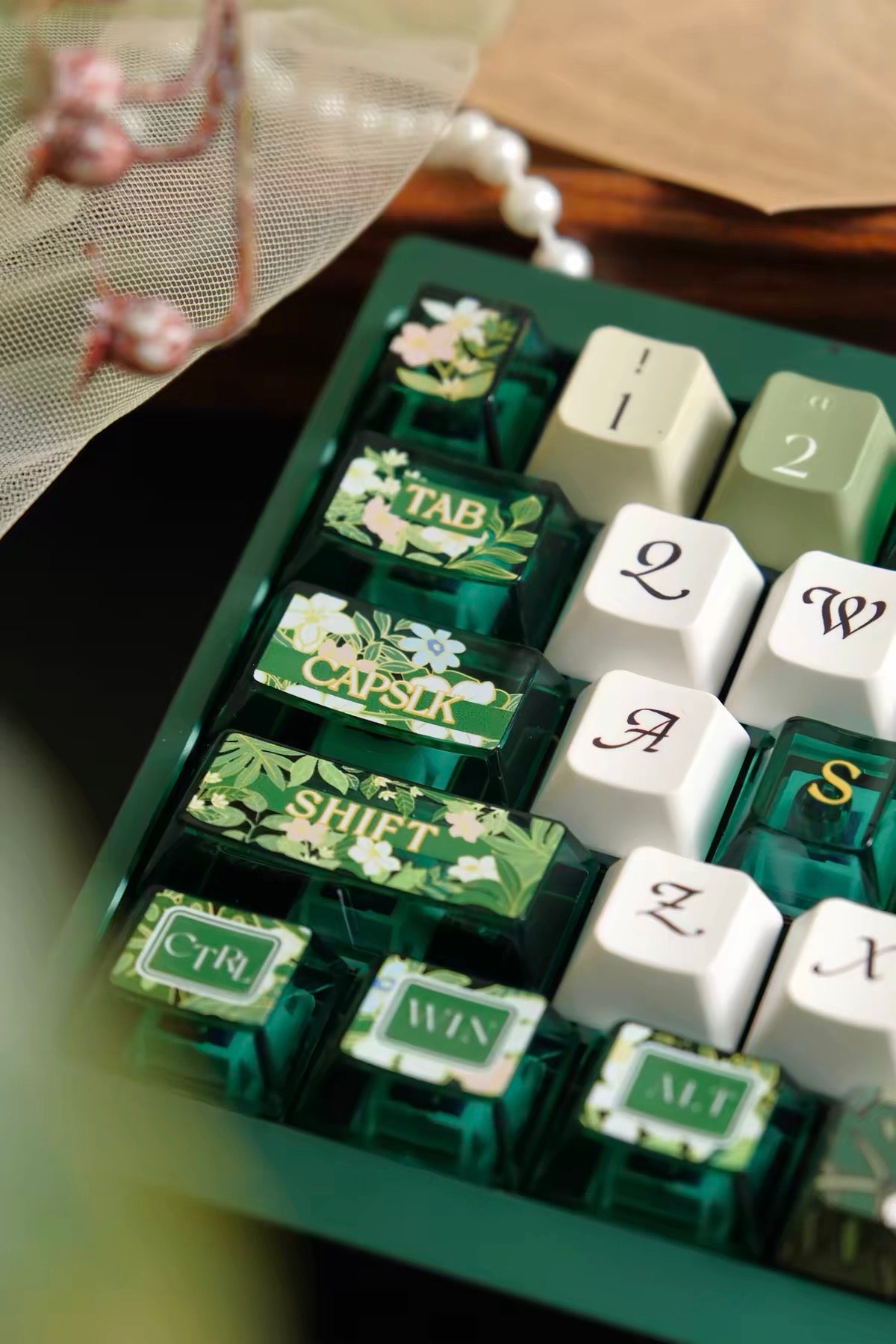 0298 Spring Flower Song | Green Clear PC Keycaps FC Profile – Dreamy Floral Transparent Keycap Set for Mechanical Keyboards