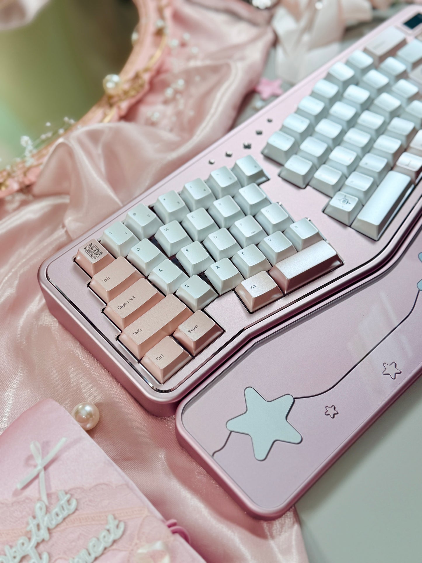 ONLY 1 Instock Prebuilt Aluminum Custom Mechanical Keyboard Staralice Ergonomic Anodized Pink Set including Wristrest Keycaps & switches