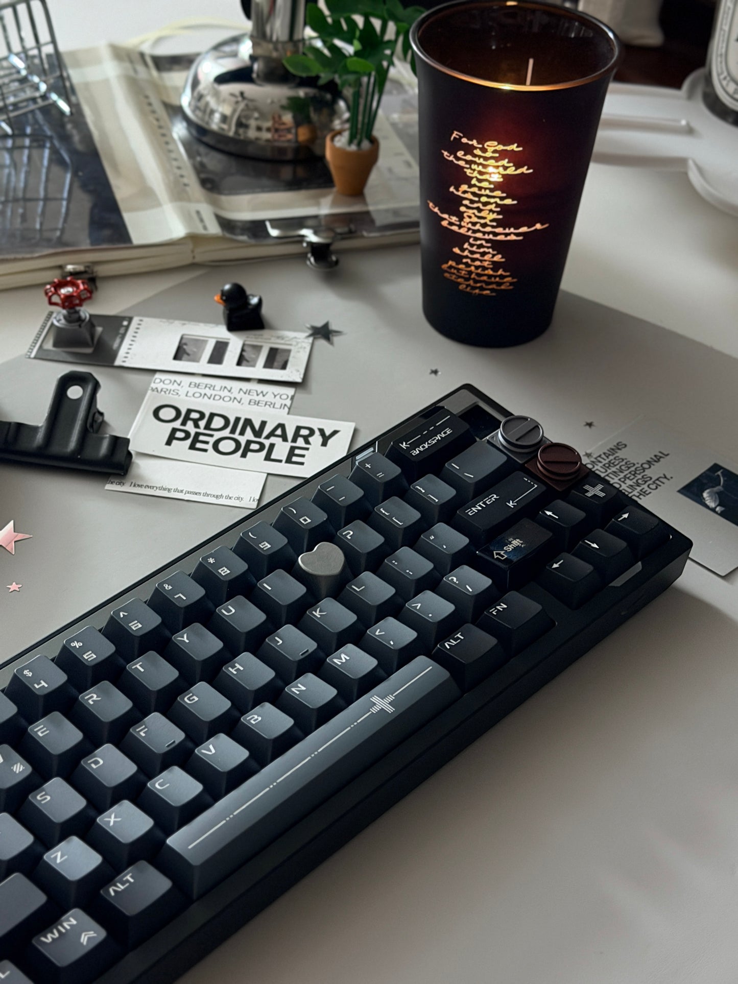 ONLY 1 Prebuilt Aluminum Custom Mechanical Keyboard Wuque Paper65 PRISM BLACK ➕ MCAPS Metal Keycap