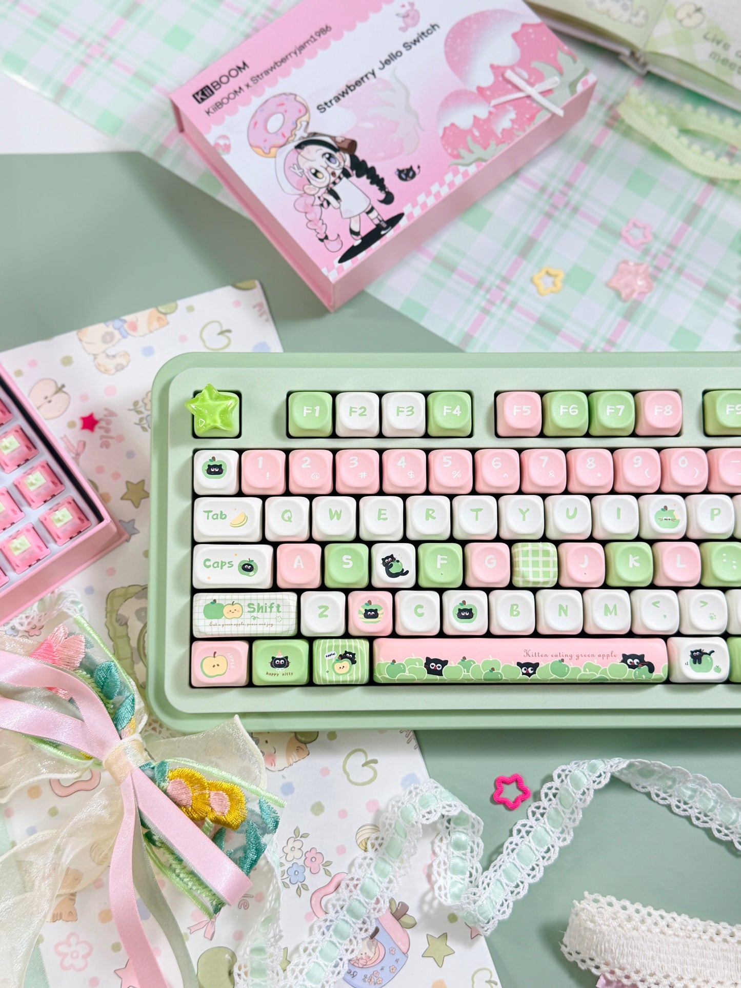 ONLY 1 Instock Prebuilt Aluminum Customized Mechanical Keyboard Rich98 Green Pink Set