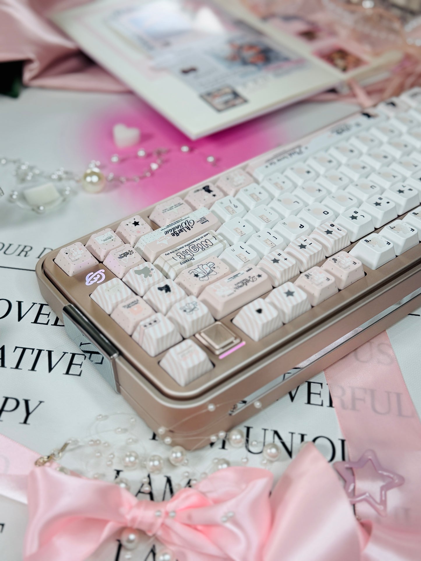 Preorder Prebuilt Aluminum Customized Mechanical Keyboard Bread75 Anodized Pink Silver Wireless Set With Soap Pad