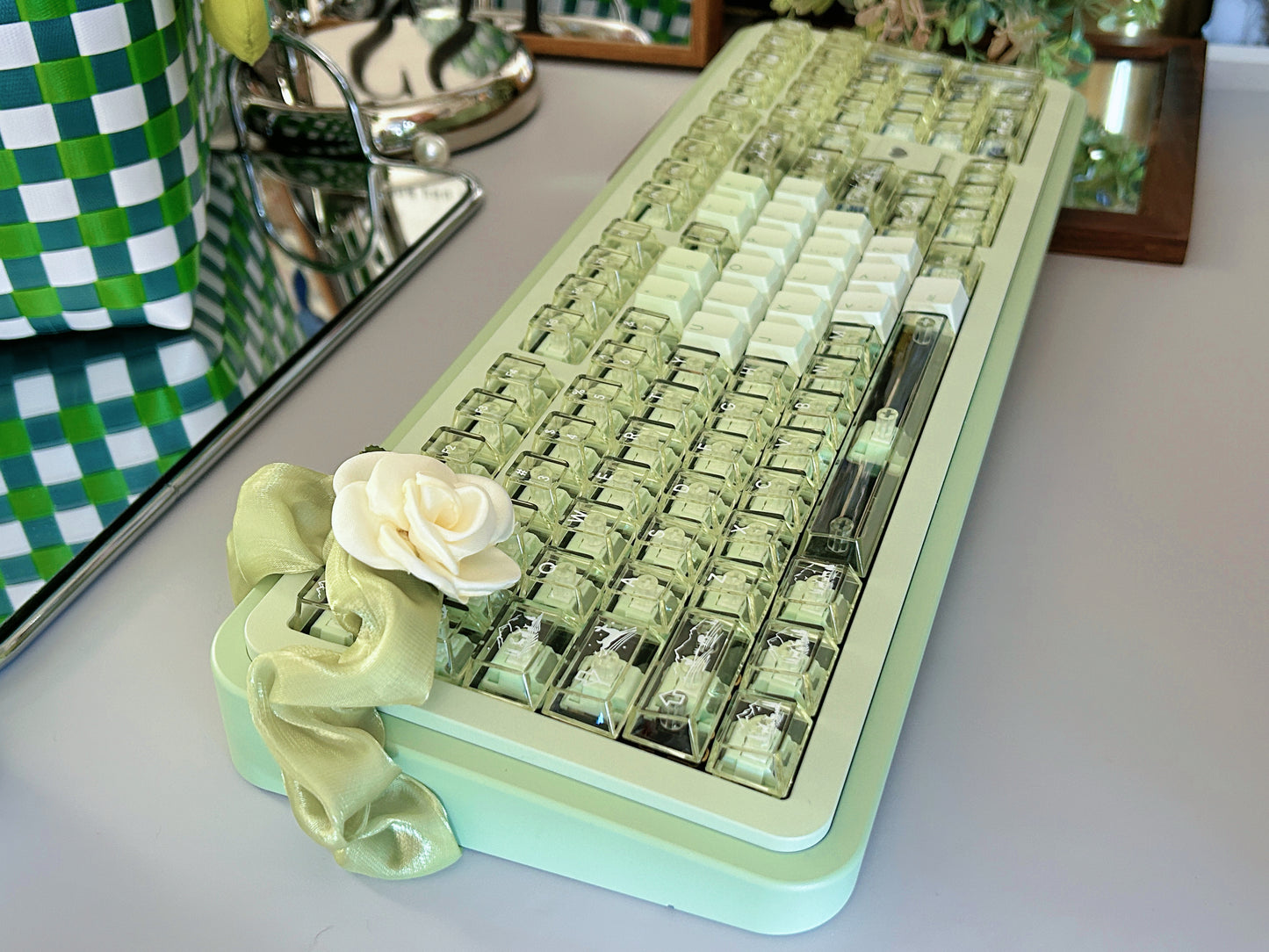 Preorder Prebuilt Aluminum Customized Mechanical Keyboard Rich98 Green Set