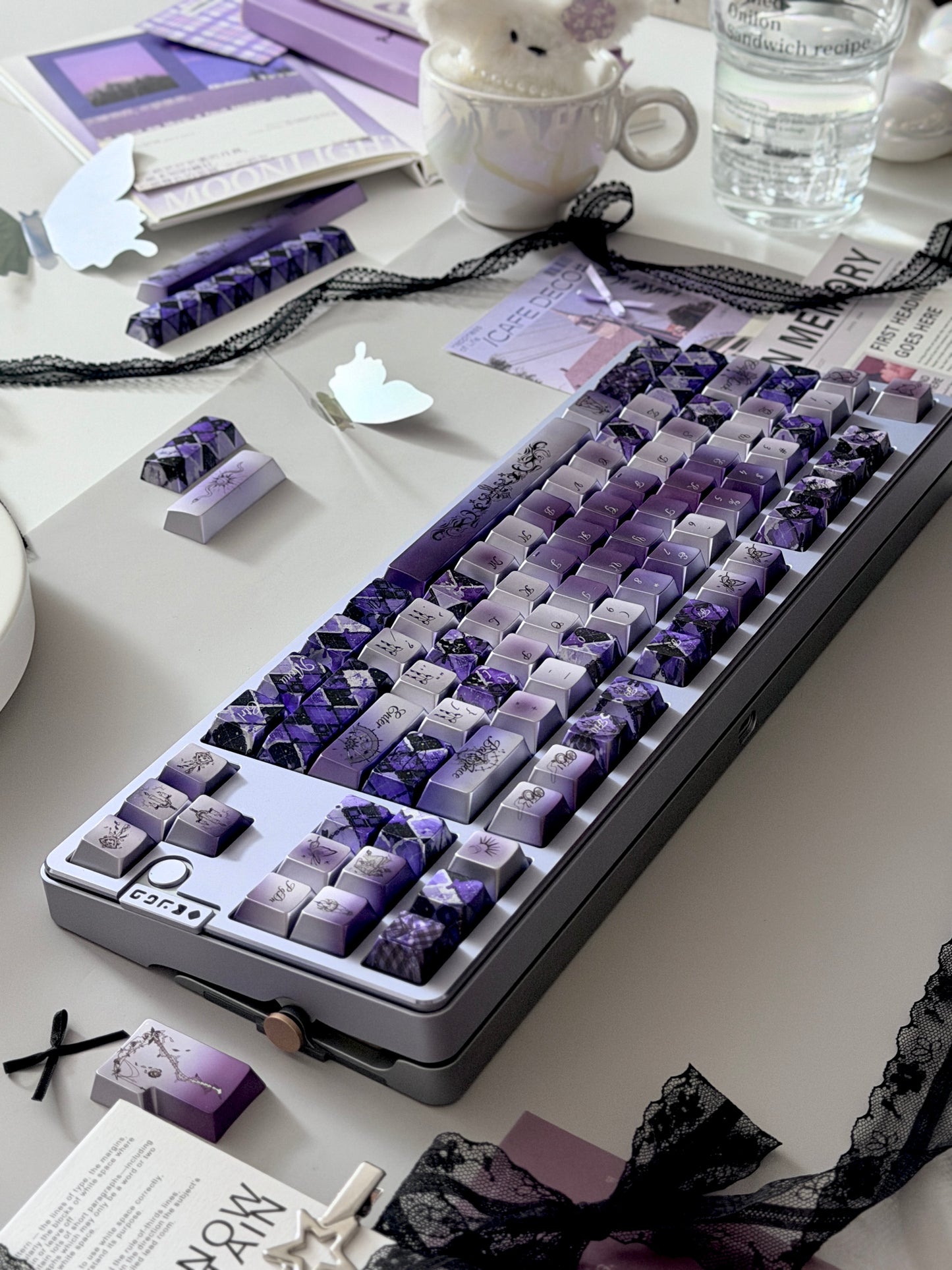 #0284 [Limited Edition] Crimson Haze Purple-Black Gloss Metallic Coated Keycaps（not medal）