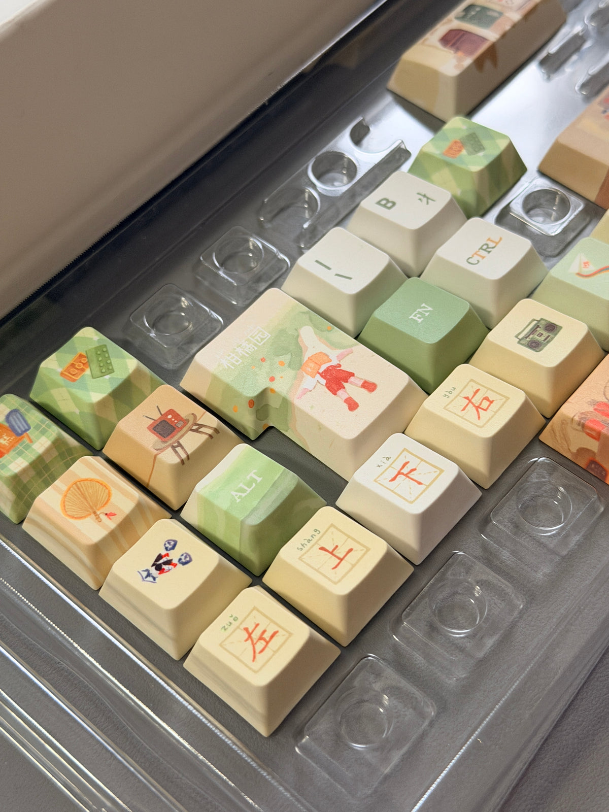 #0312 Time Machine Forest Garden Botanical Keycap Set – MoCoo Cute Green Custom Mechanical Keyboard Keycaps