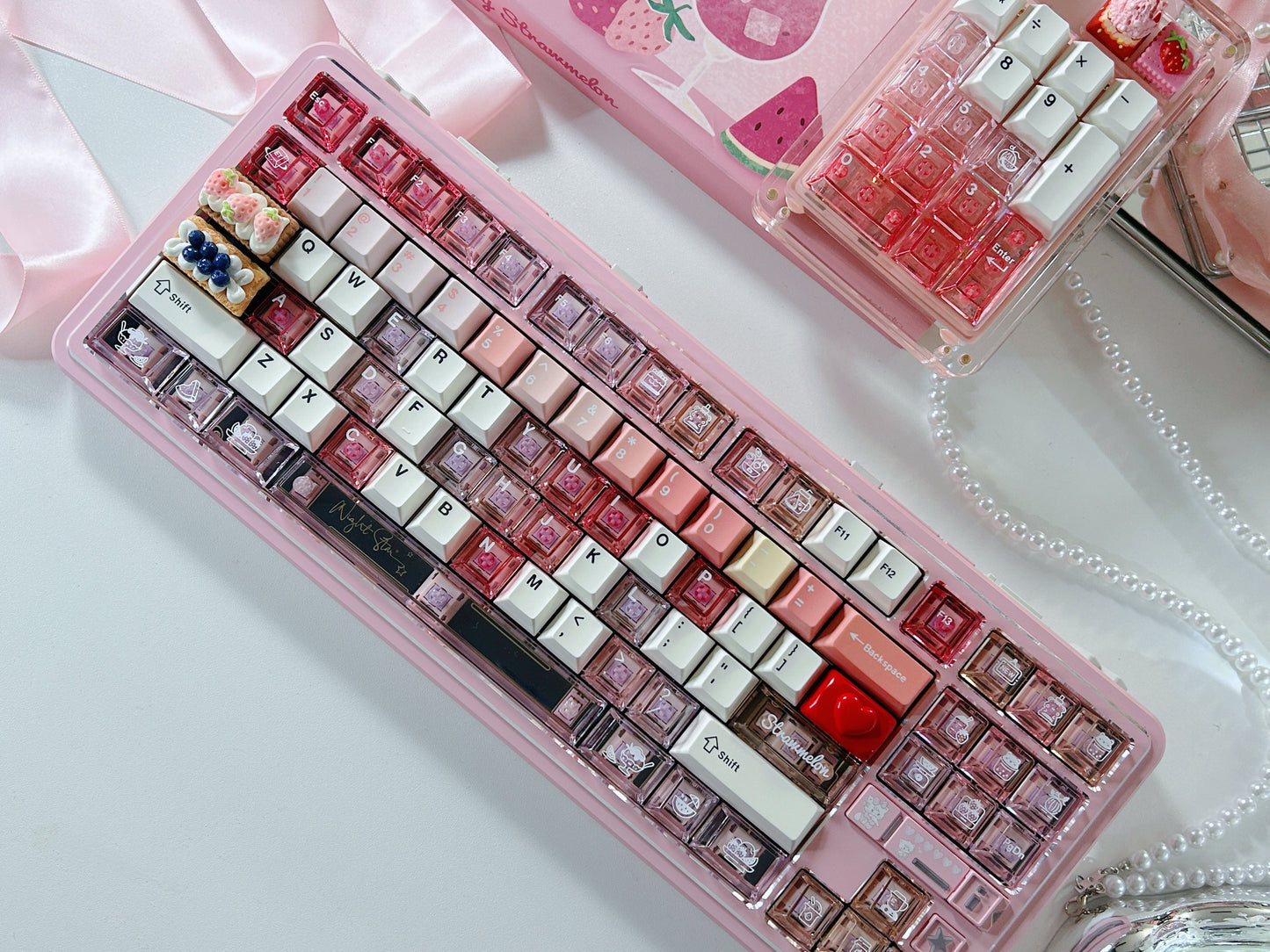 ONLY 1 Instock Prebuilt Aluminum Customized Mechanical Keyboard Polaris80 Pink （notincluding the KiiBOOM number pad/lace strip/artisan keys）