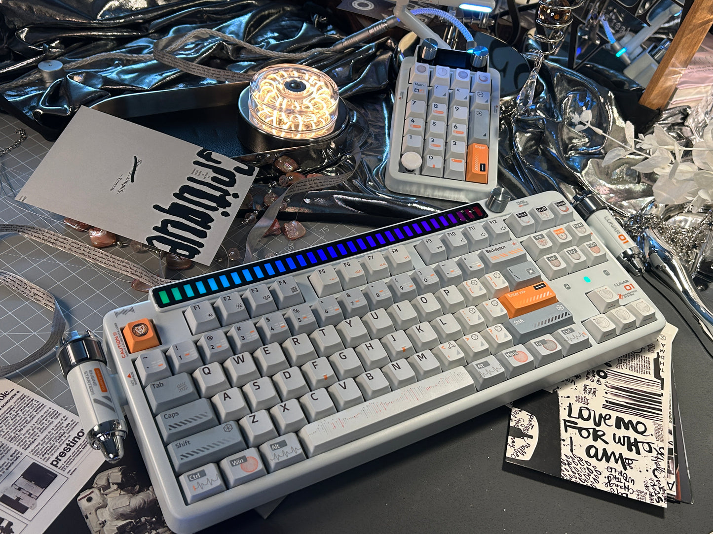 Unboxing Sample For Sales ONLY 1 Instock KeysMe Lunar 01 Mechanical Keyboard + Pad Set