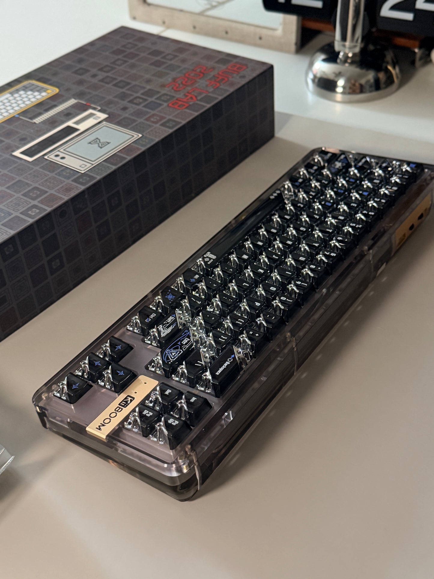 Unboxing Clearance ONLY 1 KiiBOOM Phantom 68 Black Crystal Gasket-Mounted Mechanical Keyboard & QUANTUM HONEYCOMB KEYCAPS
