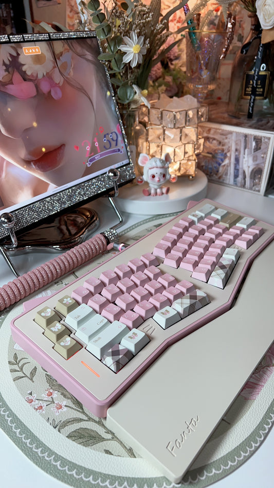 Preorder Prebuild Kitten Alice Ergonomic Pastel Pink Beige Aluminum Mechanical Keyboard