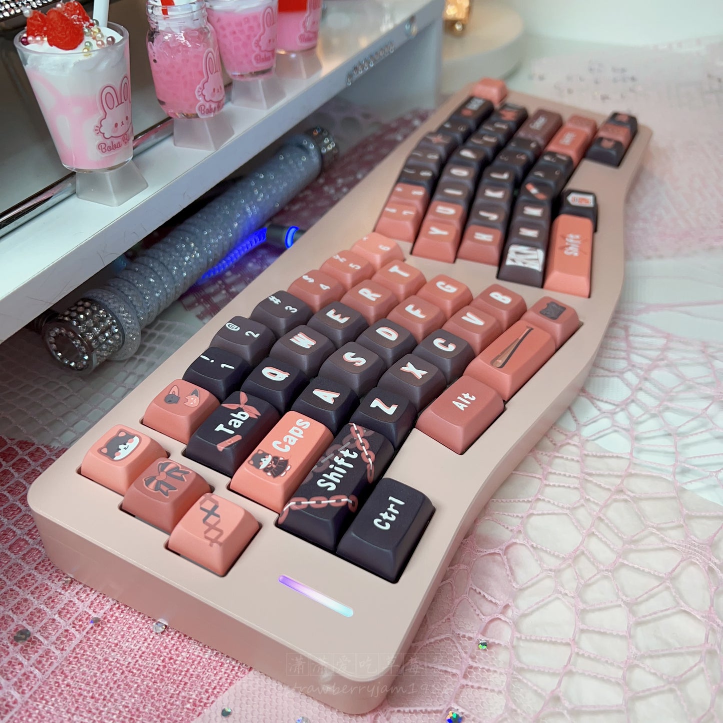 「Fully Assembled」Dimi Alice Creamy Pink Aluminum Ergonomic Mechanical Customized Keyboard