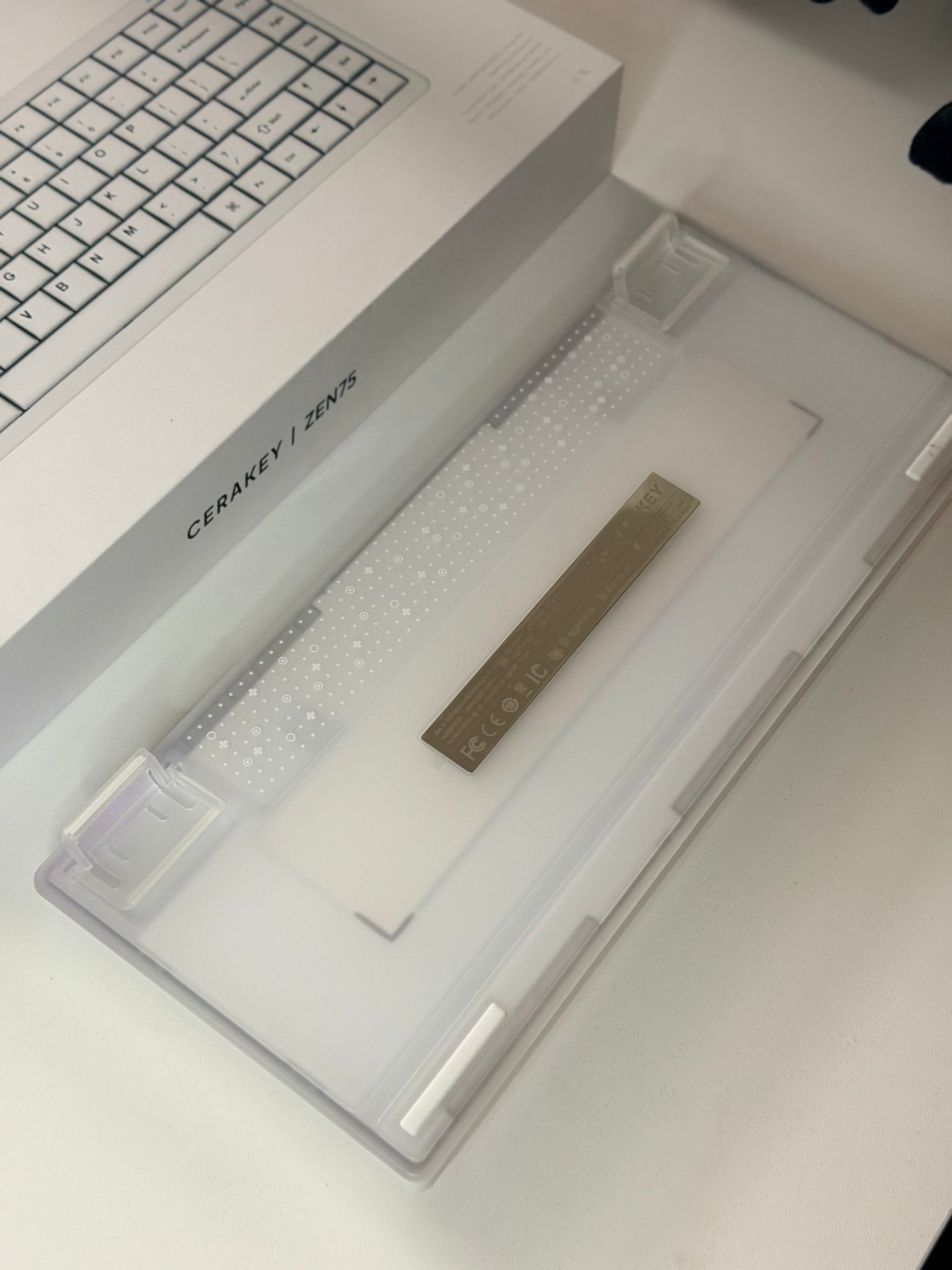Unboxing Clearance ONLY 1 Instock ZEN75 Low-Profile Keyboard with Ceramic Keycaps
