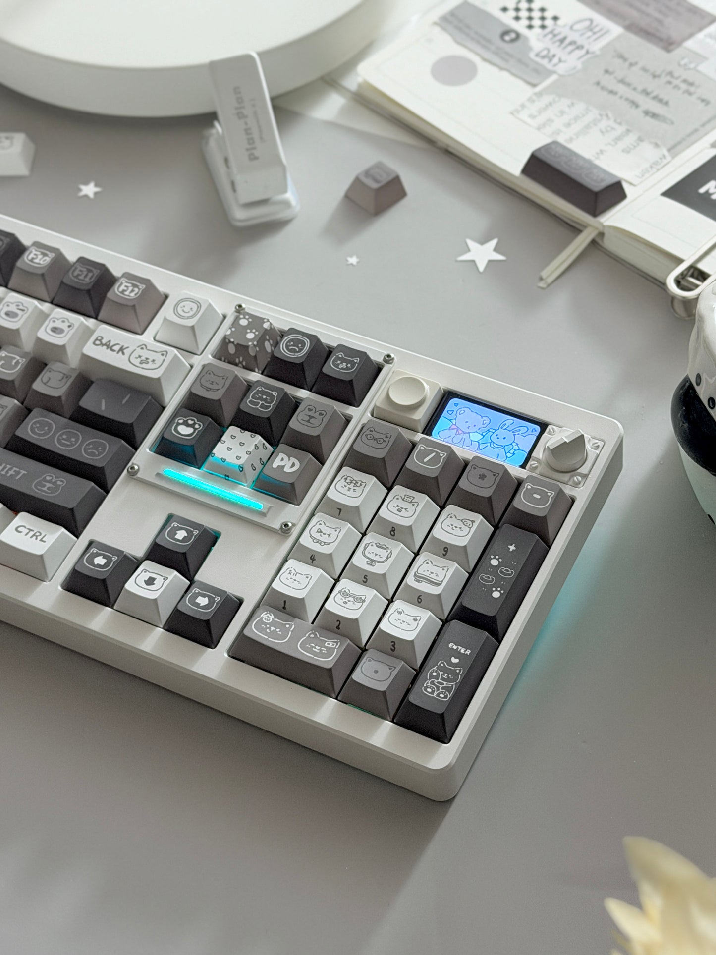 ONLY 1 Instock Prebuilt Aluminum Custom Mechanical Keyboard ND104 Emo Gray Keycaps Toast Switch
