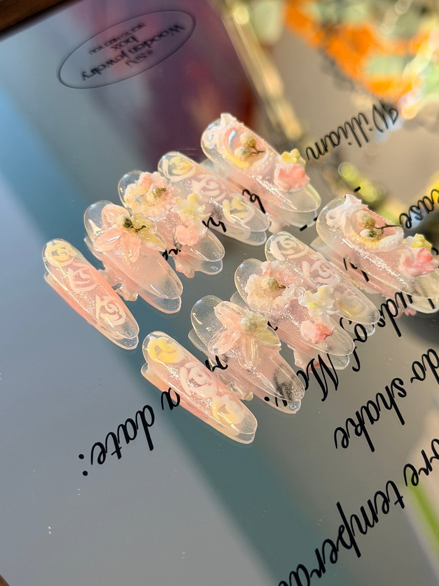 ONLY 1 Left Handmade False Nails Green Pink Oval Fairy Forest 3D Flower Rococo Style Press On Nails（#884）