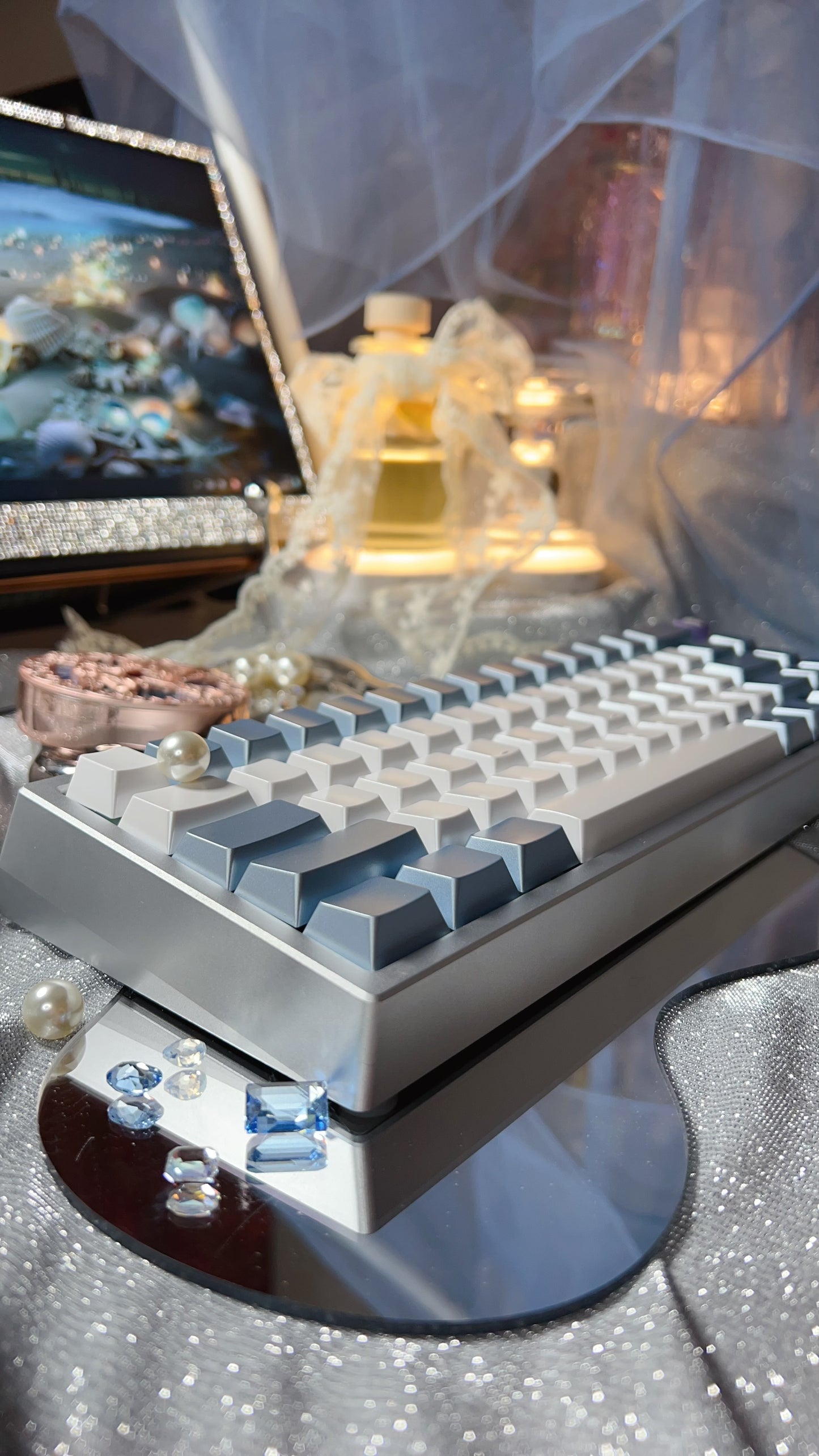 【Only 1 In-stock】 Prebuilt Meletrix ZOOM65V2 GTsilver Pink Aluminum Customized Mechanical Keyboard