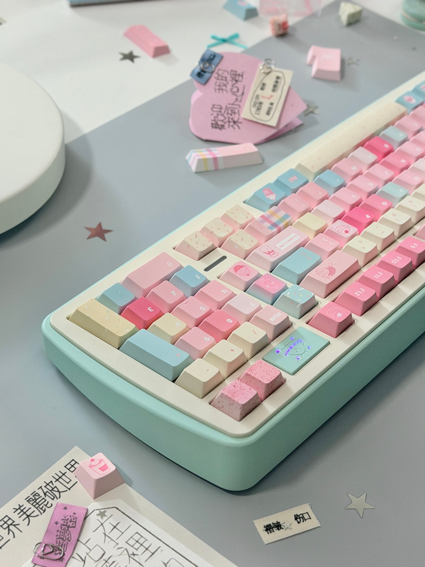 0300 Y2K Sugar Mountain Keycap Set | Pastel Pink, Blue & Cream Retro Keycaps Cherry Profile
