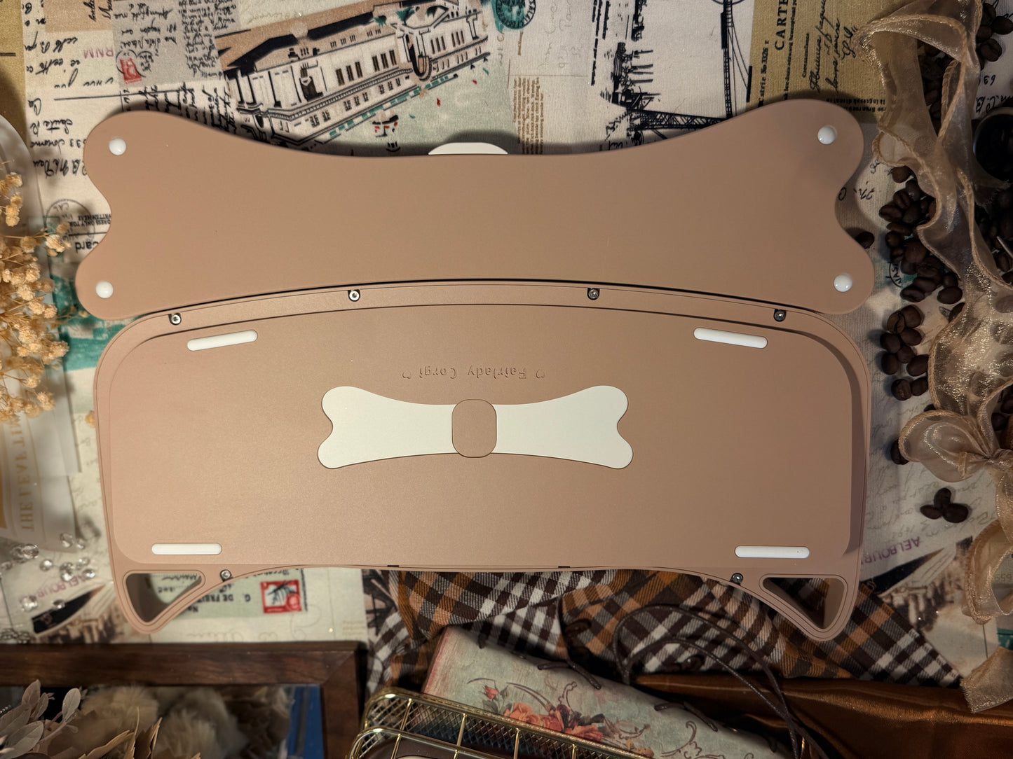 ONLY 1 Instock Prebuilt Aluminum Customized Mechanical Keyboard Corgi Alice Ergonomic Chocolate Set With Wristrest & Bread Pad