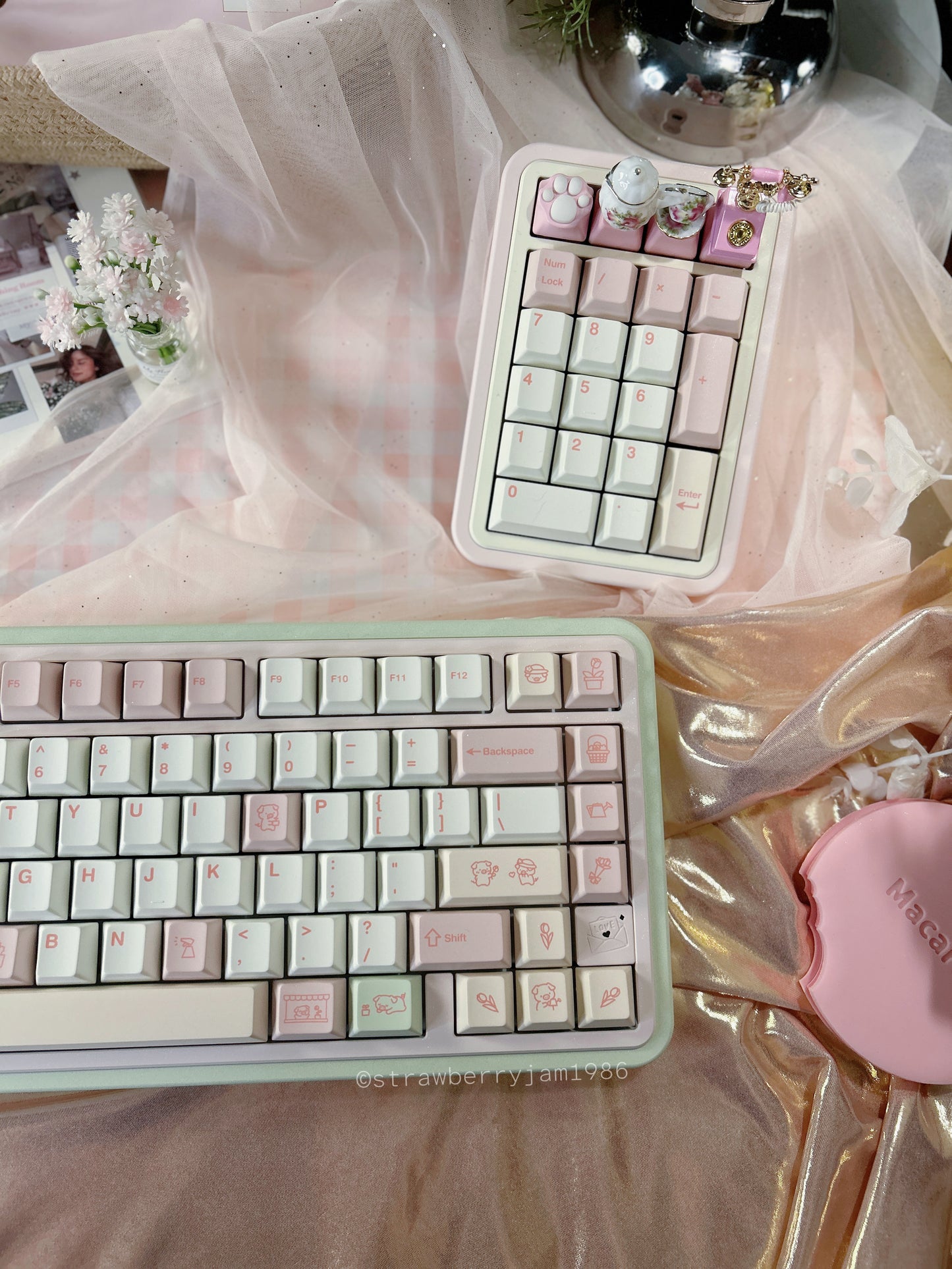 ONLY 1 INSTOCK Prebuilt Aluminum Customized Mechanical Keyboard Loveletter75 ➕ number padset