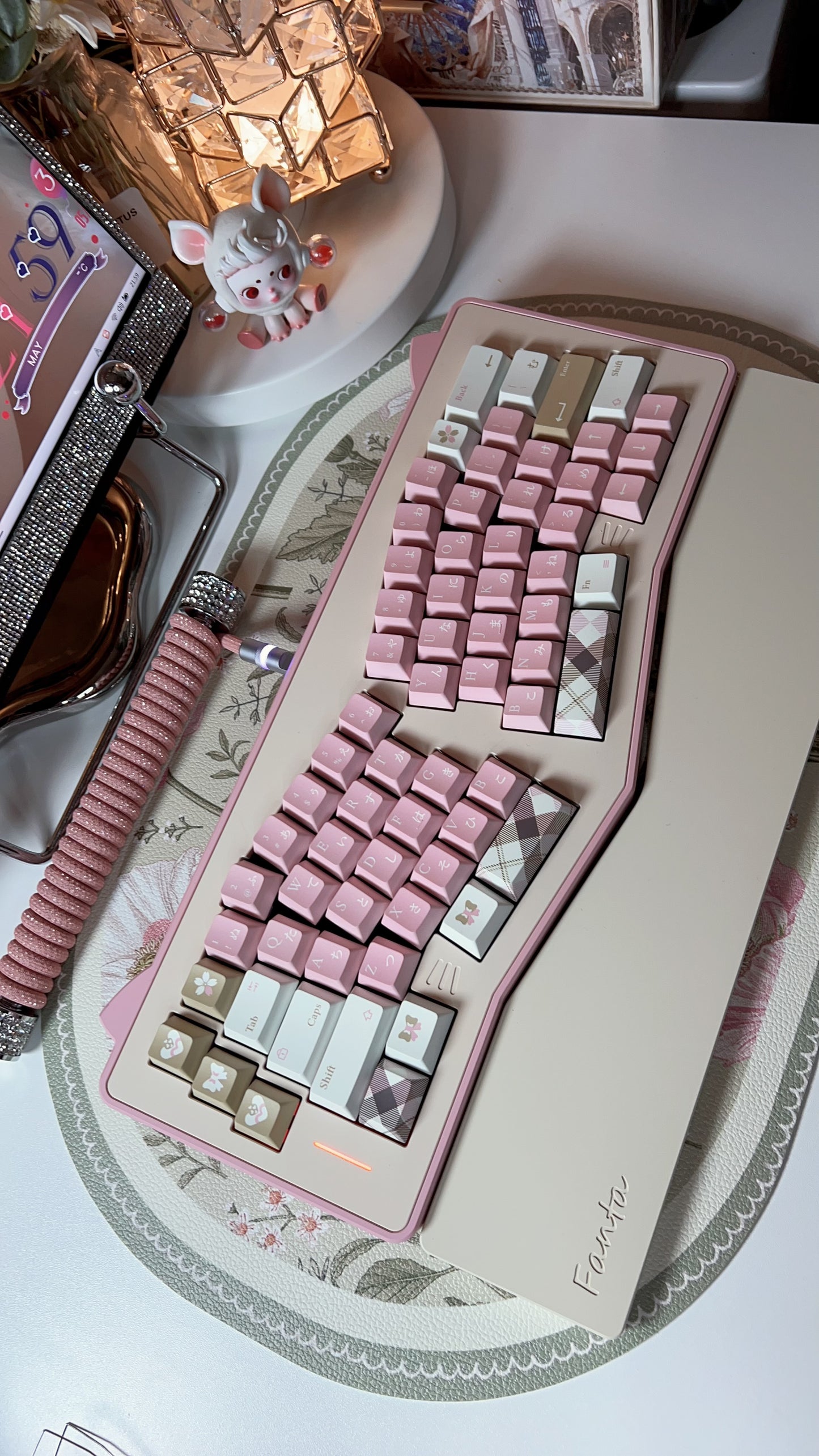 Preorder Prebuild Kitten Alice Ergonomic Pastel Pink Beige Aluminum Mechanical Keyboard