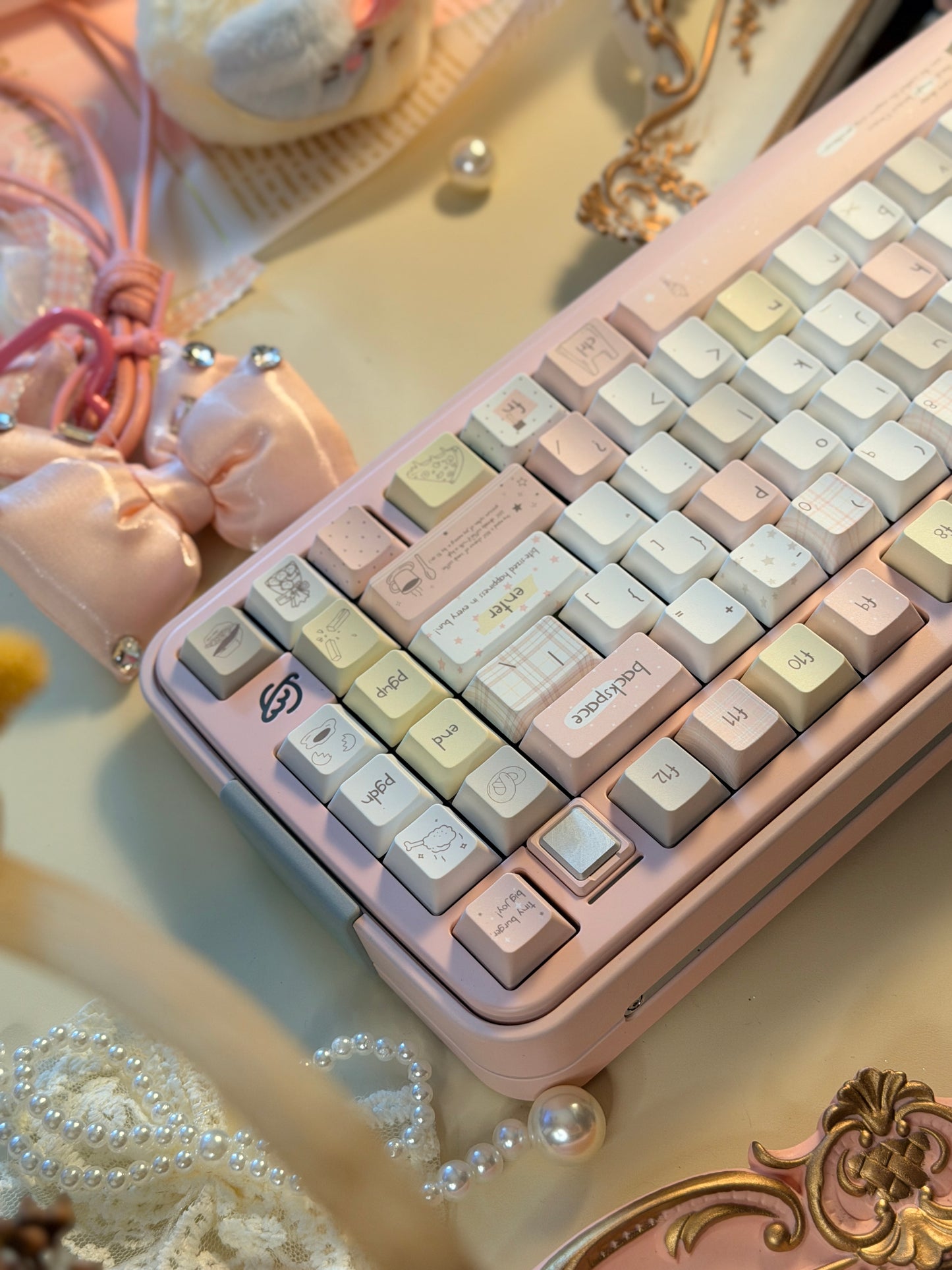 ONLY 1 Instock Prebuilt Aluminum Customized Mechanical Keyboard Bread75 Pale Pink Set