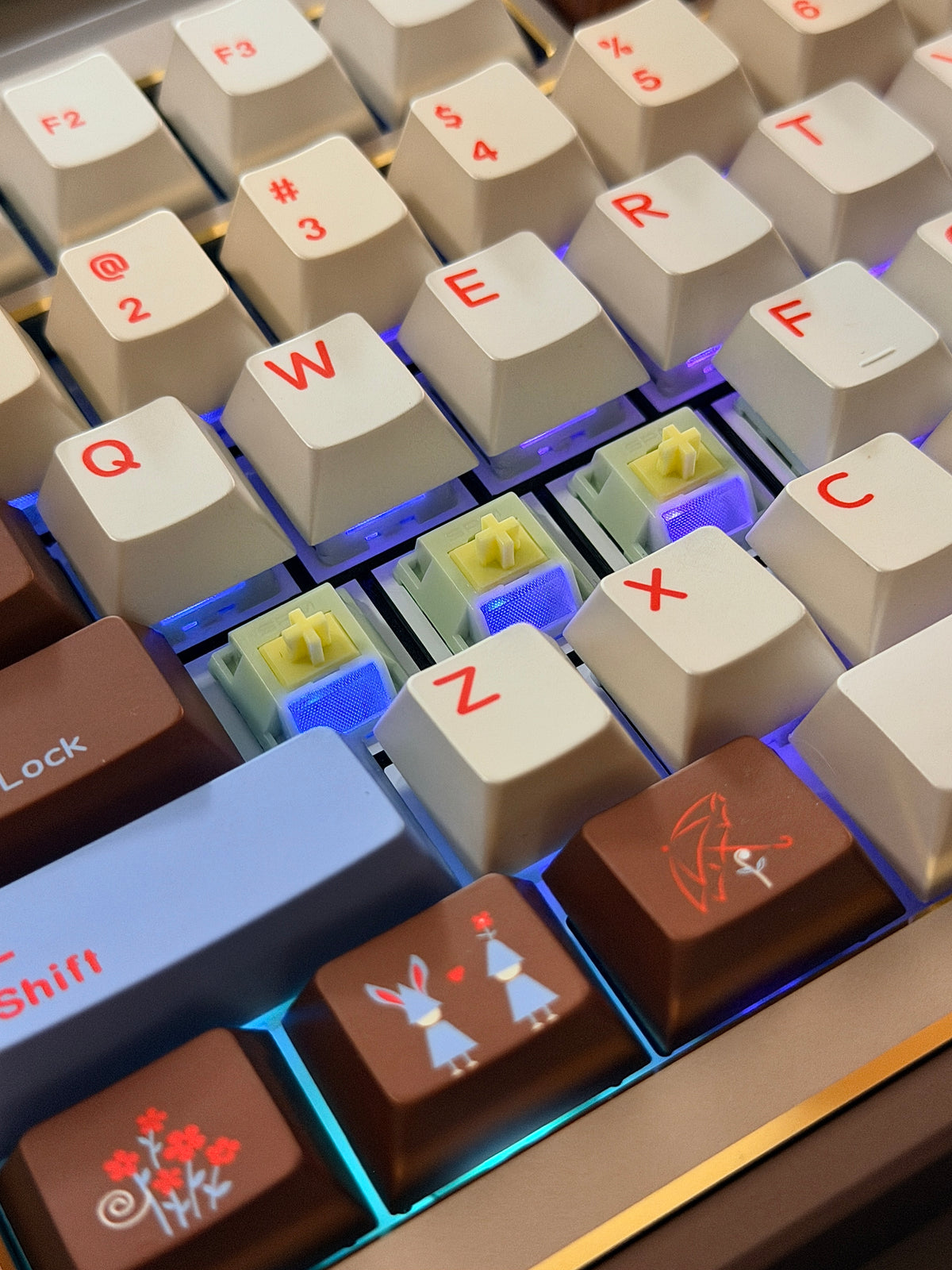 ONLY 1 Instock Prebuilt Aluminum Customized Mechanical Keyboard Cocomi80 Anordized Brown Champagne Set  | Wireless | Backlit