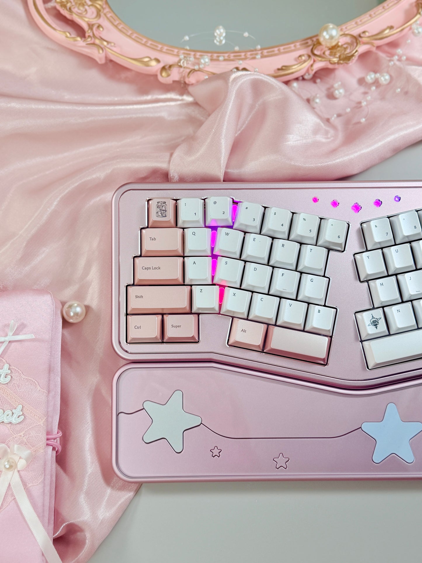 ONLY 1 Instock Prebuilt Aluminum Custom Mechanical Keyboard Staralice Ergonomic Anodized Pink Set including Wristrest Keycaps & switches