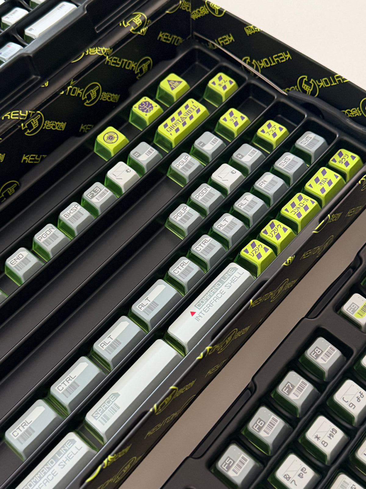 ONLY 1 Instock Prebuilt Aluminum Custom Mechanical Keyboard Ganzo60 Set  | Wireless | Backlit