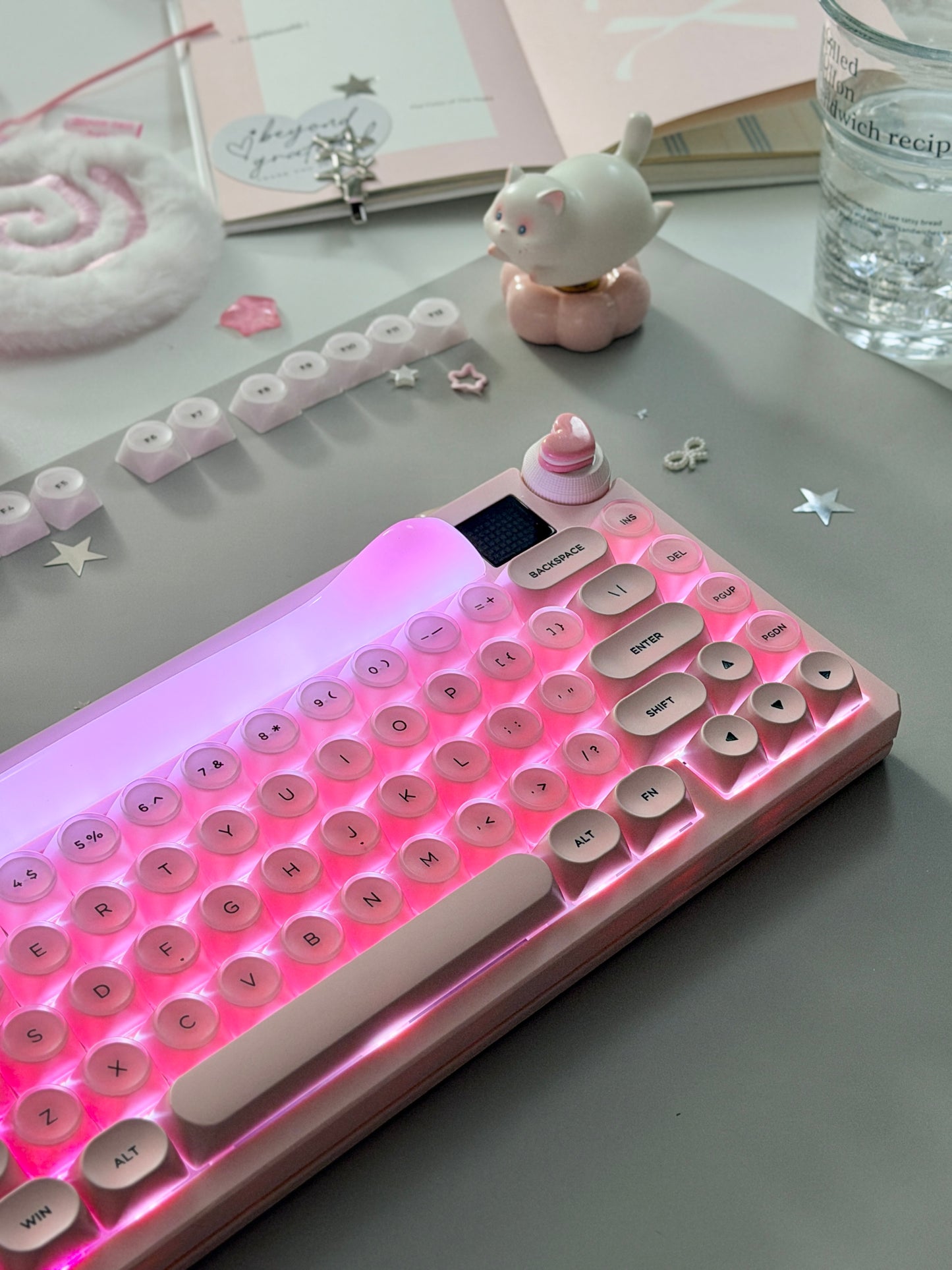 Unboxing Clearance ONLY 1 Instock WOMIER K80 MECHANICAL KEYBOARD With Cat Ear Light Box