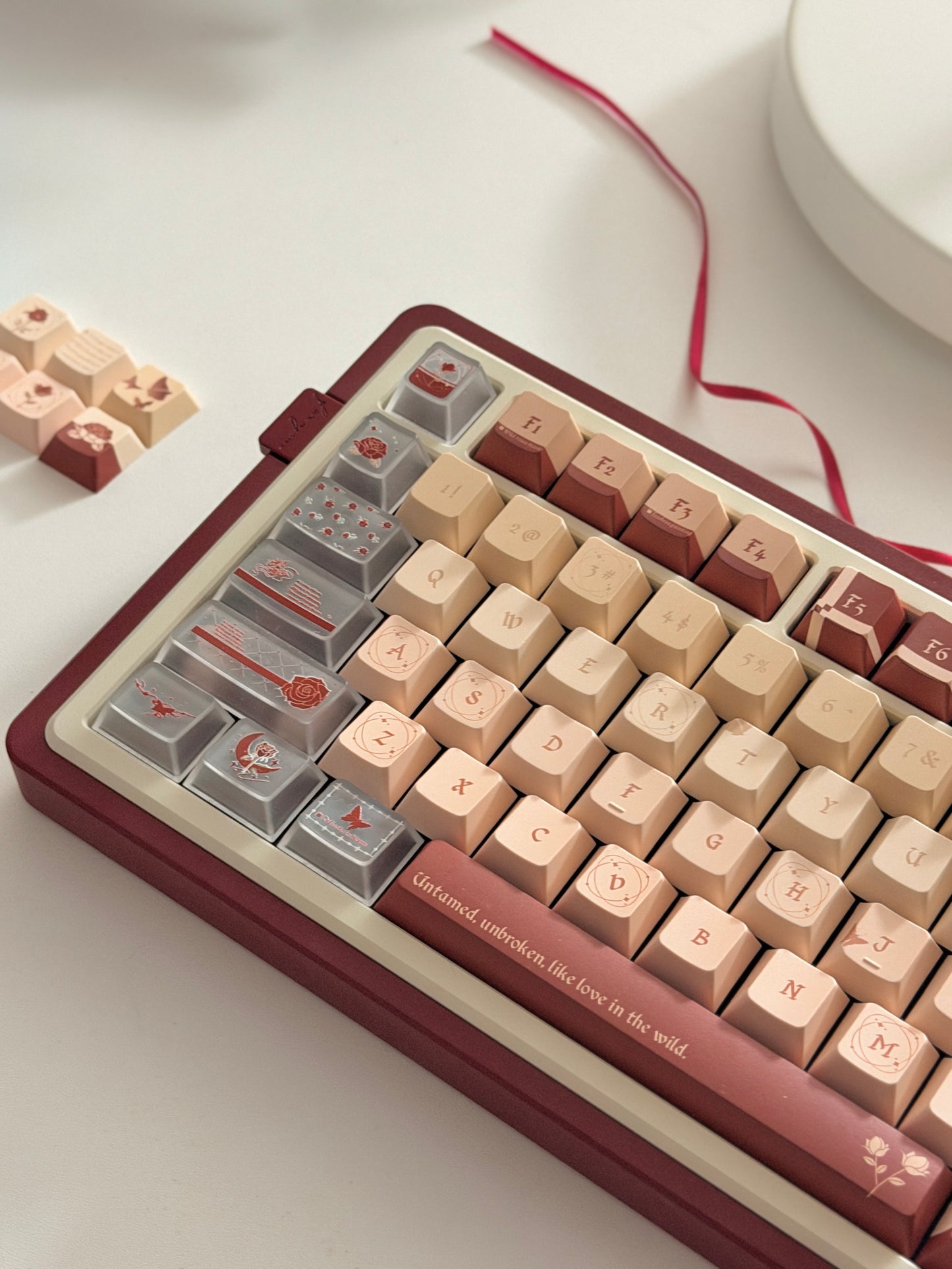 ONLY 1 Instock Red Velvet Gift80 Prebuilt Aluminum Custom Mechanical Keyboard