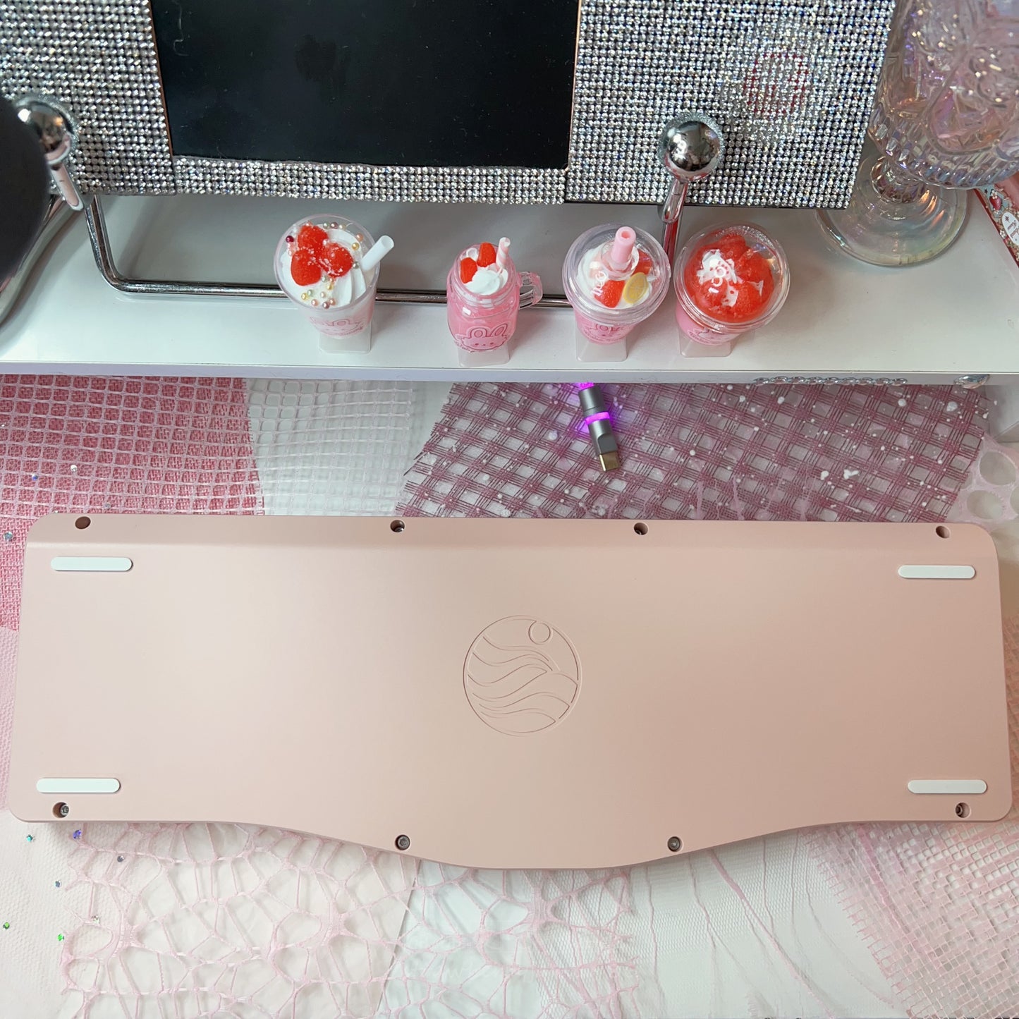 「Fully Assembled」Dimi Alice Creamy Pink Aluminum Ergonomic Mechanical Customized Keyboard