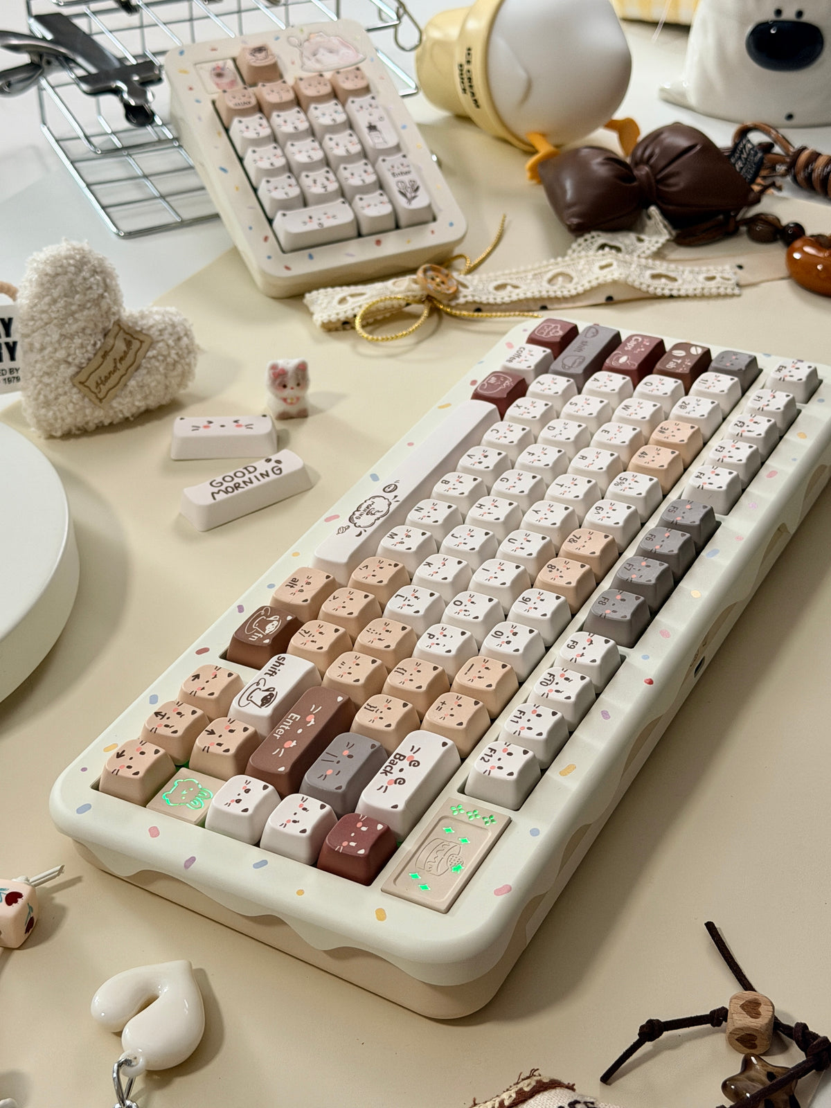 ONLY 1 Instock Prebuilt Aluminum Custom Mechanical Keyboard Cake75 Cream Milk Tea Sugar Sprinkle & Pad Set
