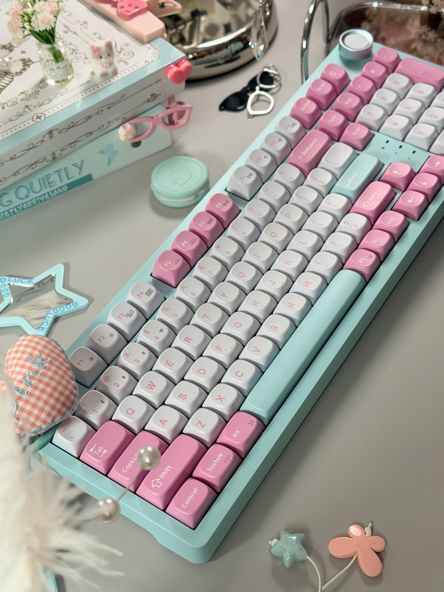 Sample For Sale ONLY 1 Instock Keychron J3SE Pink Green Wireless Custom Mechanical Keyboard