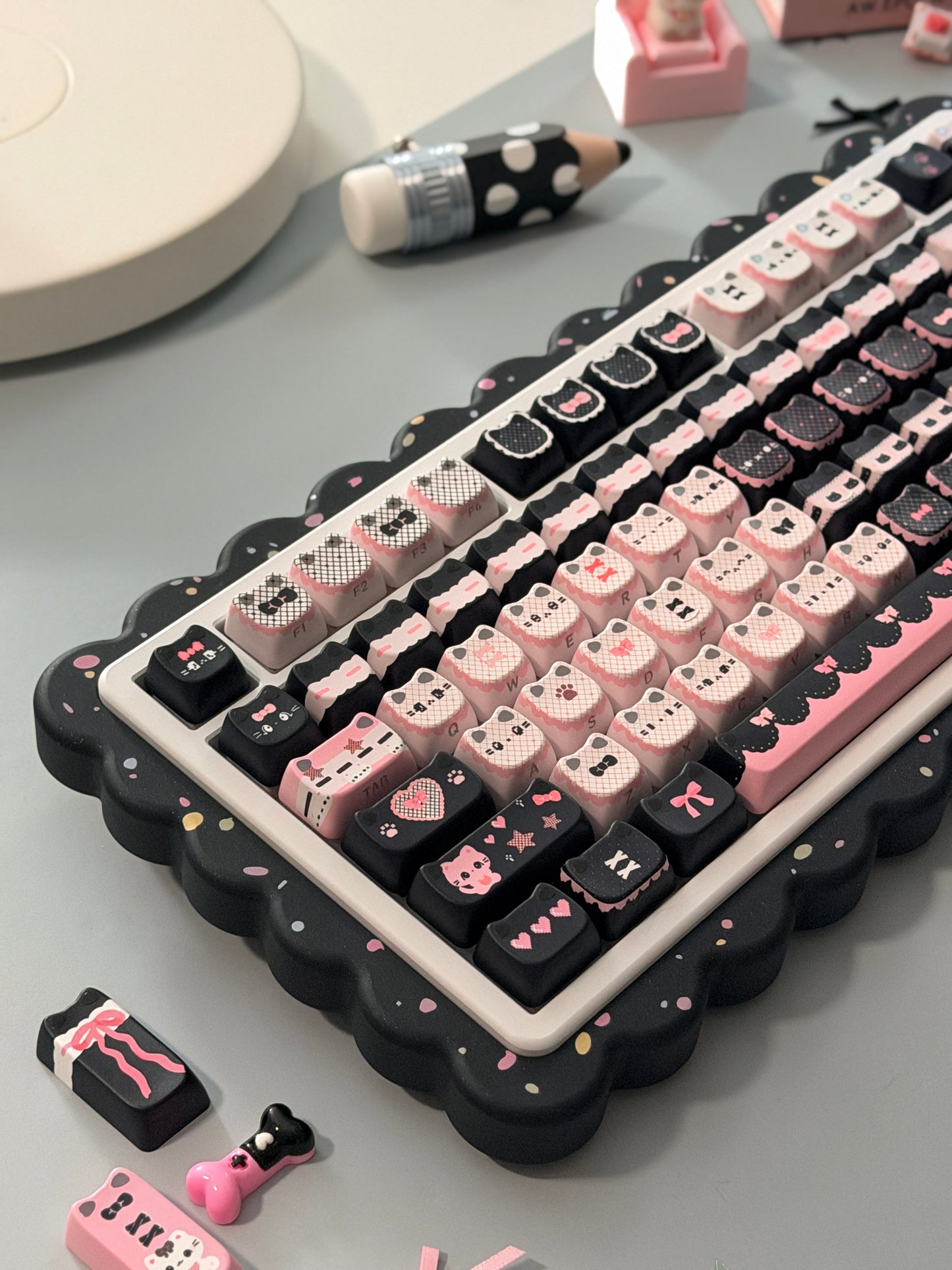 ONLY 1 Instock Prebuilt Aluminum Custom Mechanical Keyboard Cookies75 White Black Sugar Set