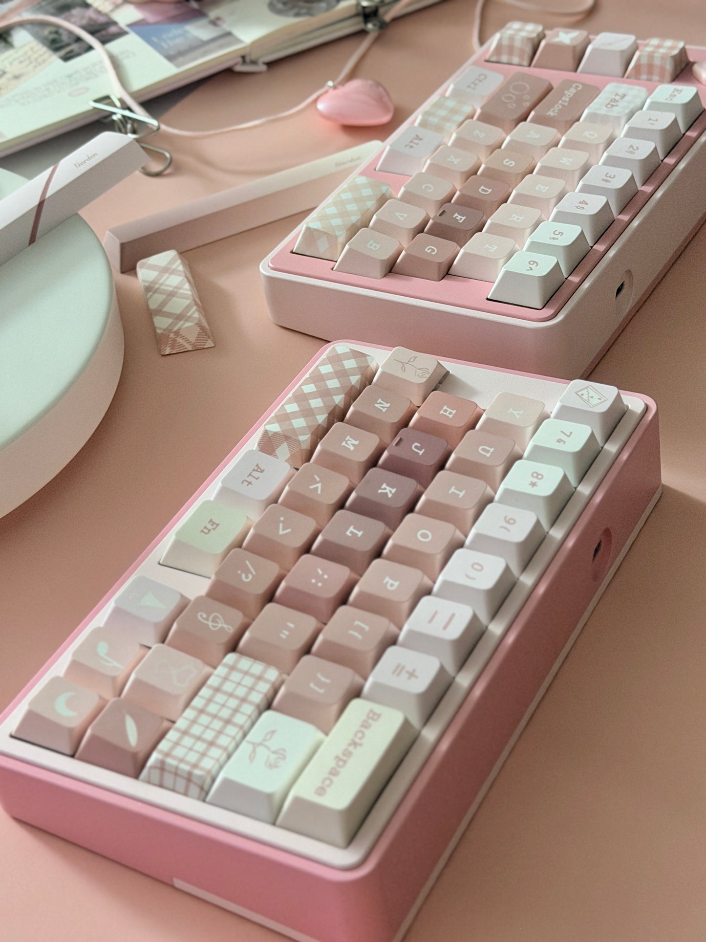 PREORDER Prebuilt Pale Pink BLOCKBOY New Split65 Aluminum Custom Mechanical Keyboard（You Can Choose Other Keycap Set）