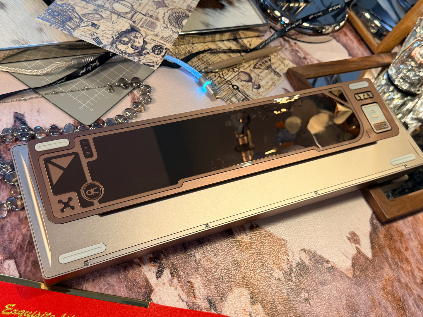 ONLY 1 INSTOCK Prebuilt Aluminum Customized Mechanical Keyboard QK101 Set + KeyTok BCI Keycaps