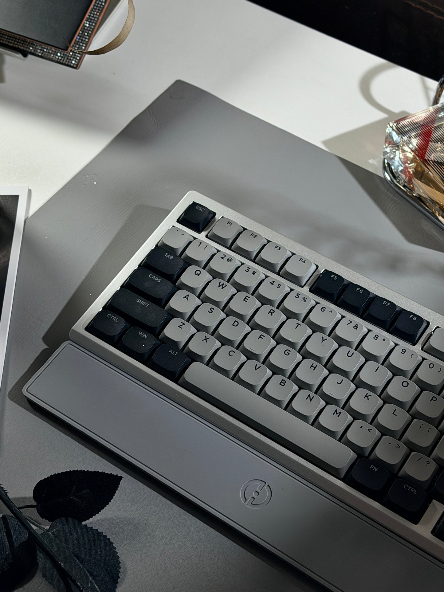 Unboxing Clearance ONLY 1 Instock Chilkey ND75 LP Wireless Gaming Keyboard with LCD Screen Silver Black Grey