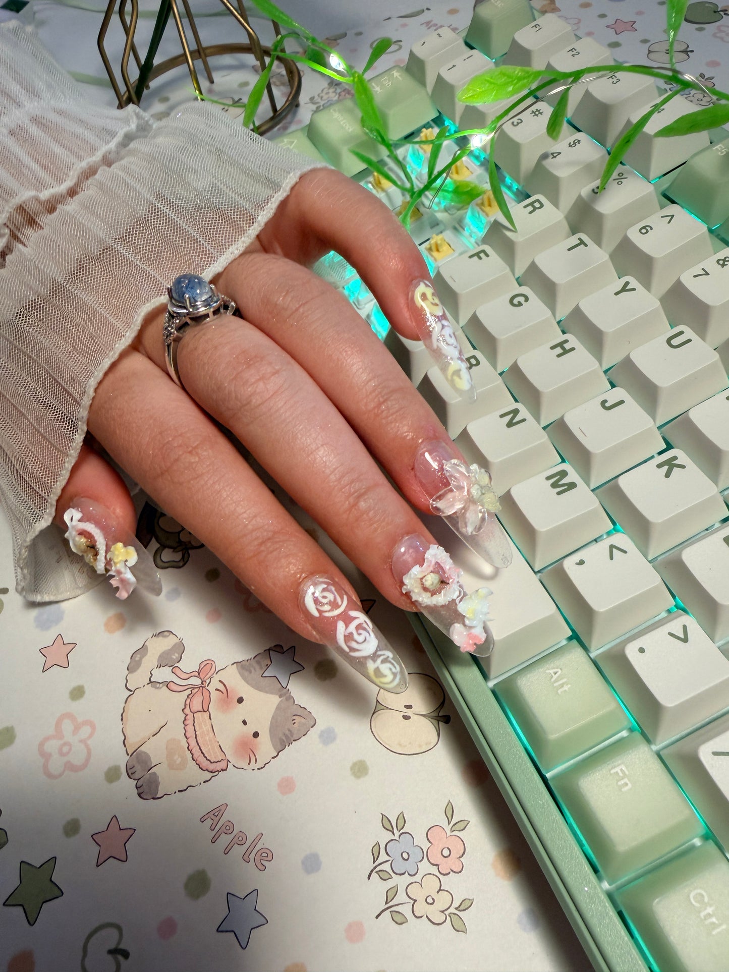 ONLY 1 Left Handmade False Nails Green Pink Oval Fairy Forest 3D Flower Rococo Style Press On Nails（#884）