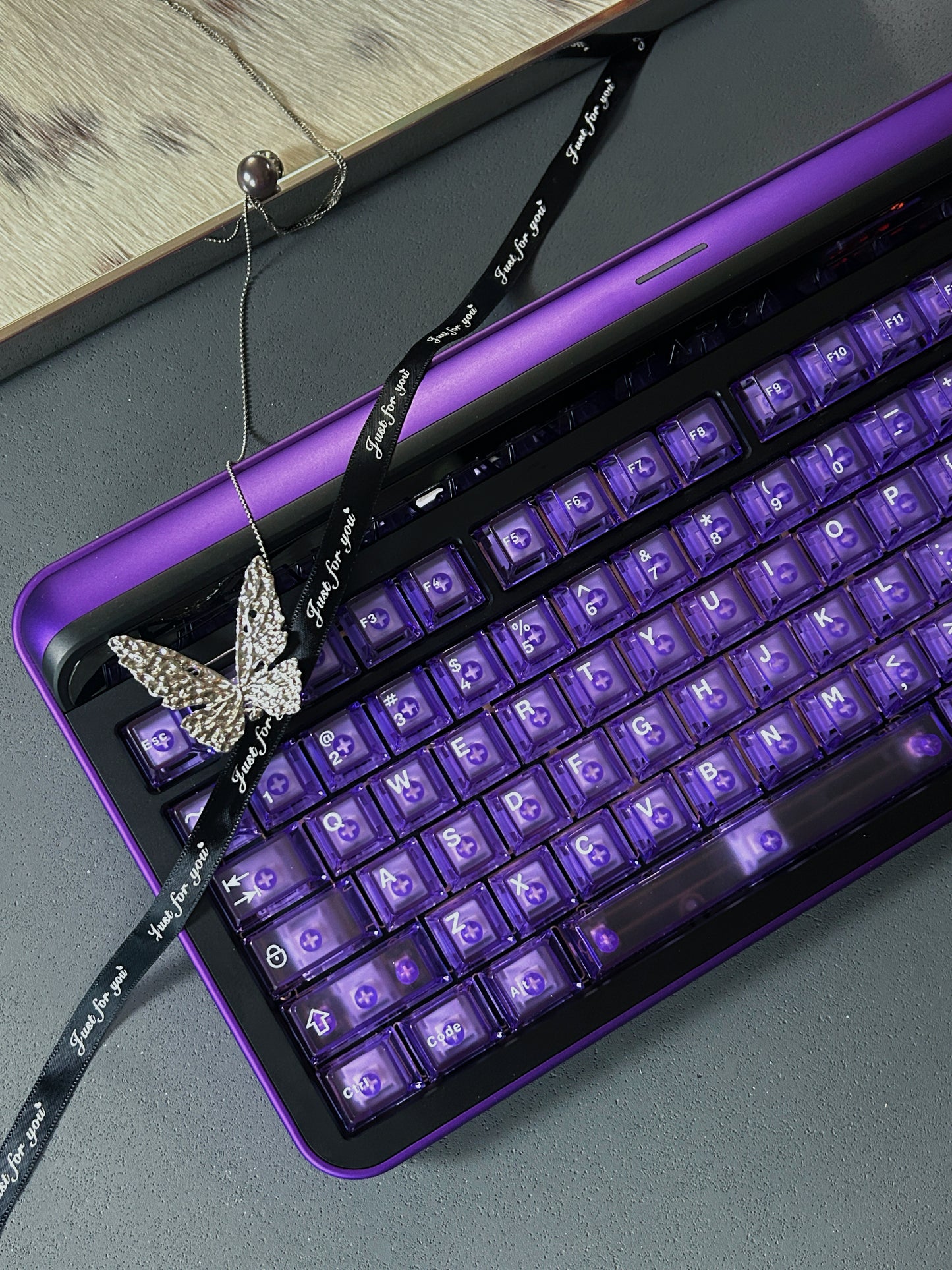 ONLY 1 Instock Prebuilt Aluminum Customized Mechanical Keyboard Targa98 Black Purple Set（not including artisan and shooting decoration）
