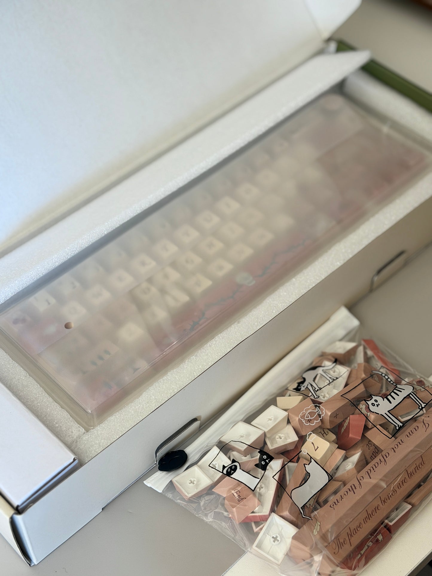 ONLY 1 Instock Prebuilt Aluminum Custom Mechanical Keyboard Weikav Sugar65 + Rose letter Keycaps+Poro Switch