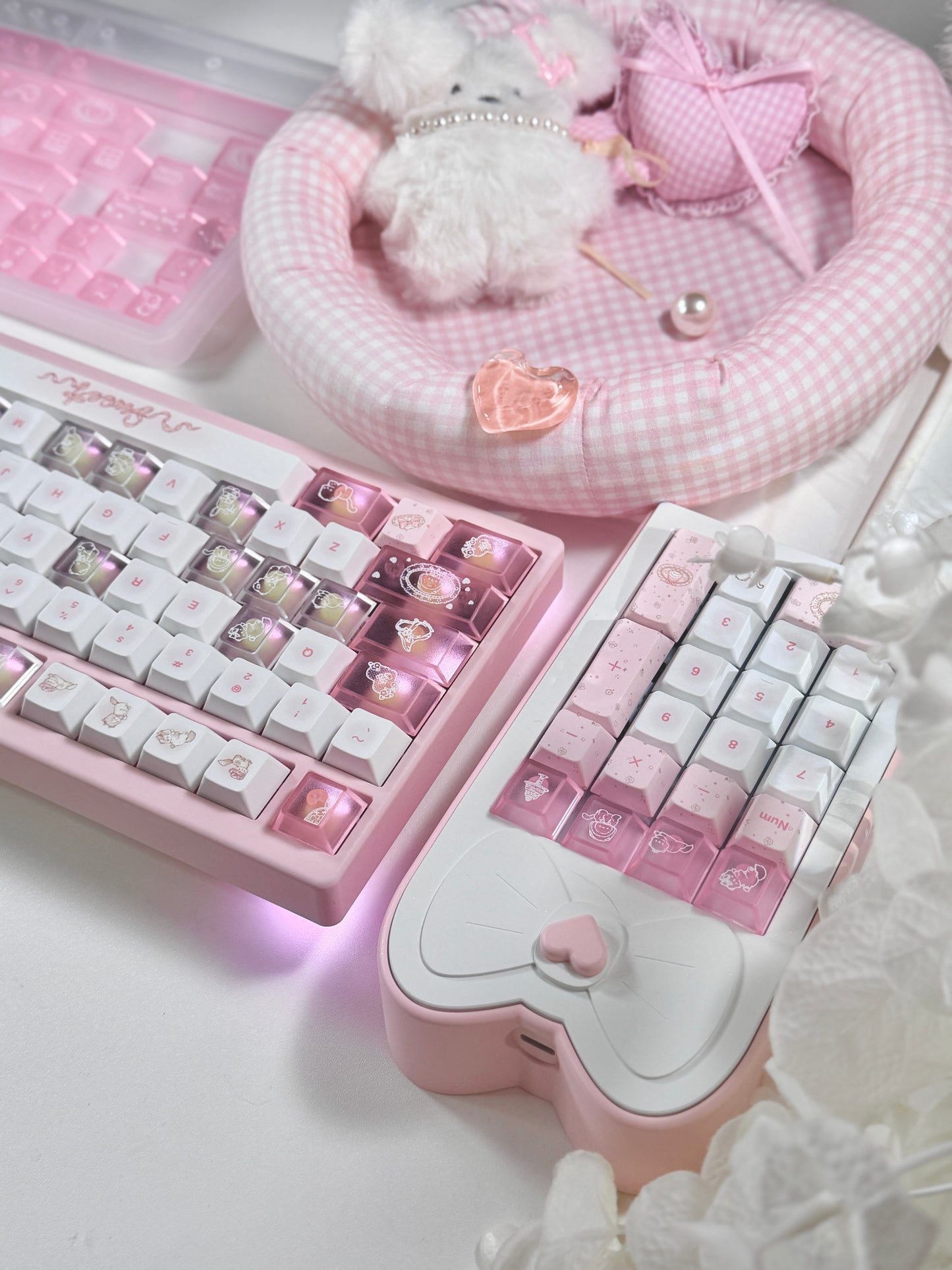 ONLY 1 Instock Prebuilt Aluminum Custom Mechanical Keyboard Pale Pink Meletrix ZOOM TKL DYNA Cat Keycap Set & Bow Pad