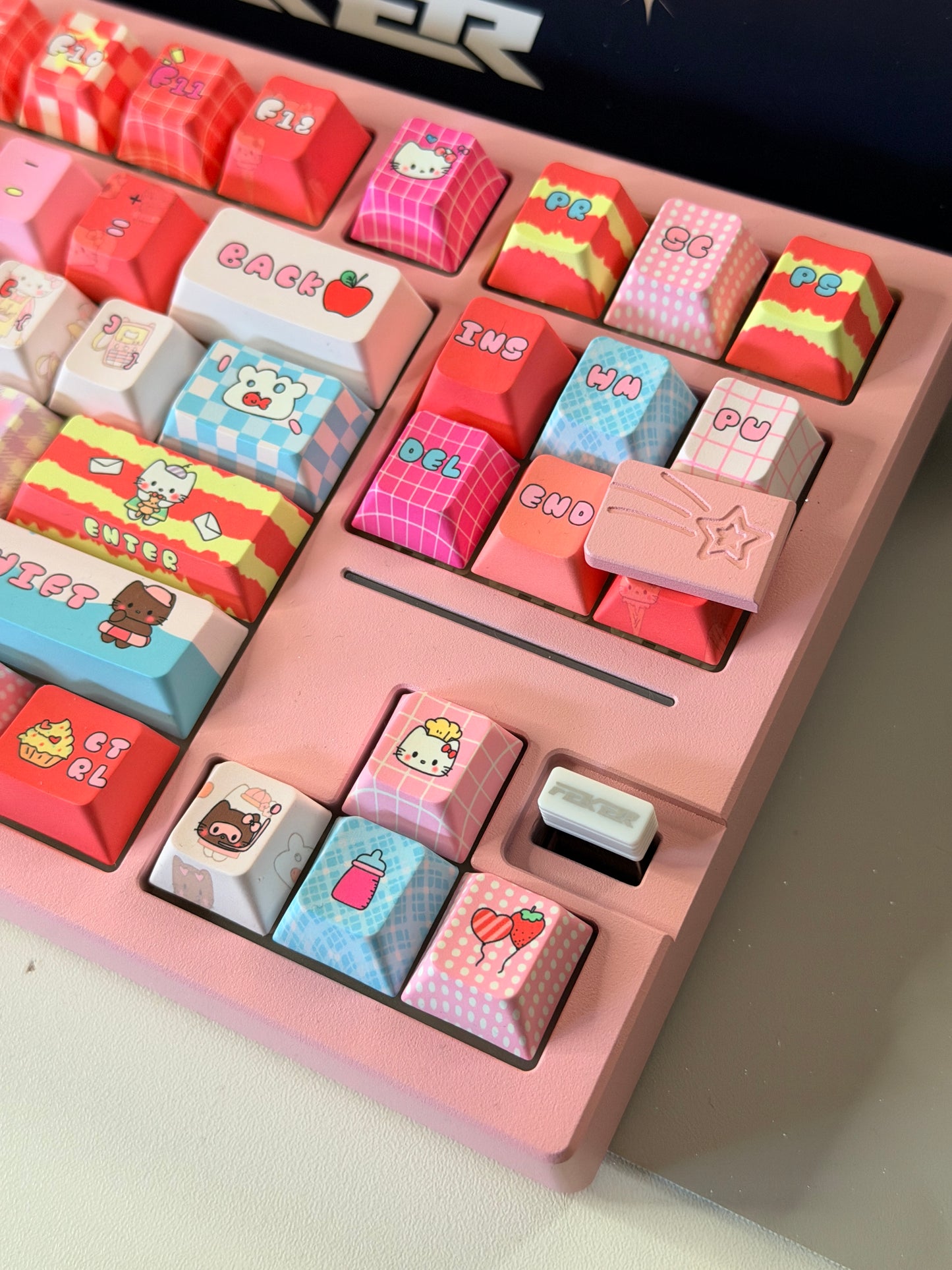 Unboxing Clearance ONLY 1 Instock Prebuilt Galaxy80 Pink Aluminum Customized Mechanical Keyboard + Kitty keycap Set