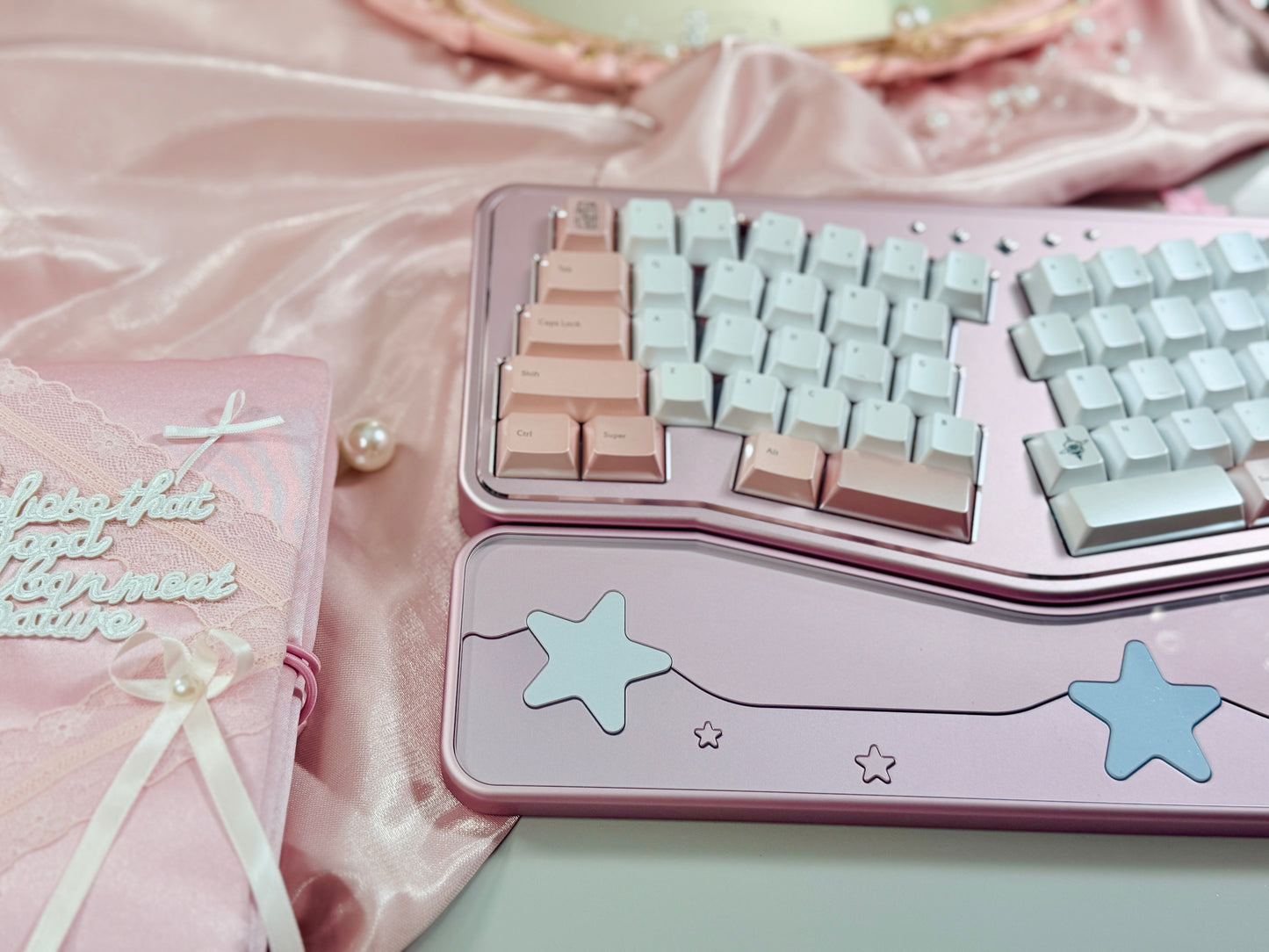 ONLY 1 Instock Prebuilt Aluminum Custom Mechanical Keyboard Staralice Ergonomic Anodized Pink Set including Wristrest Keycaps & switches