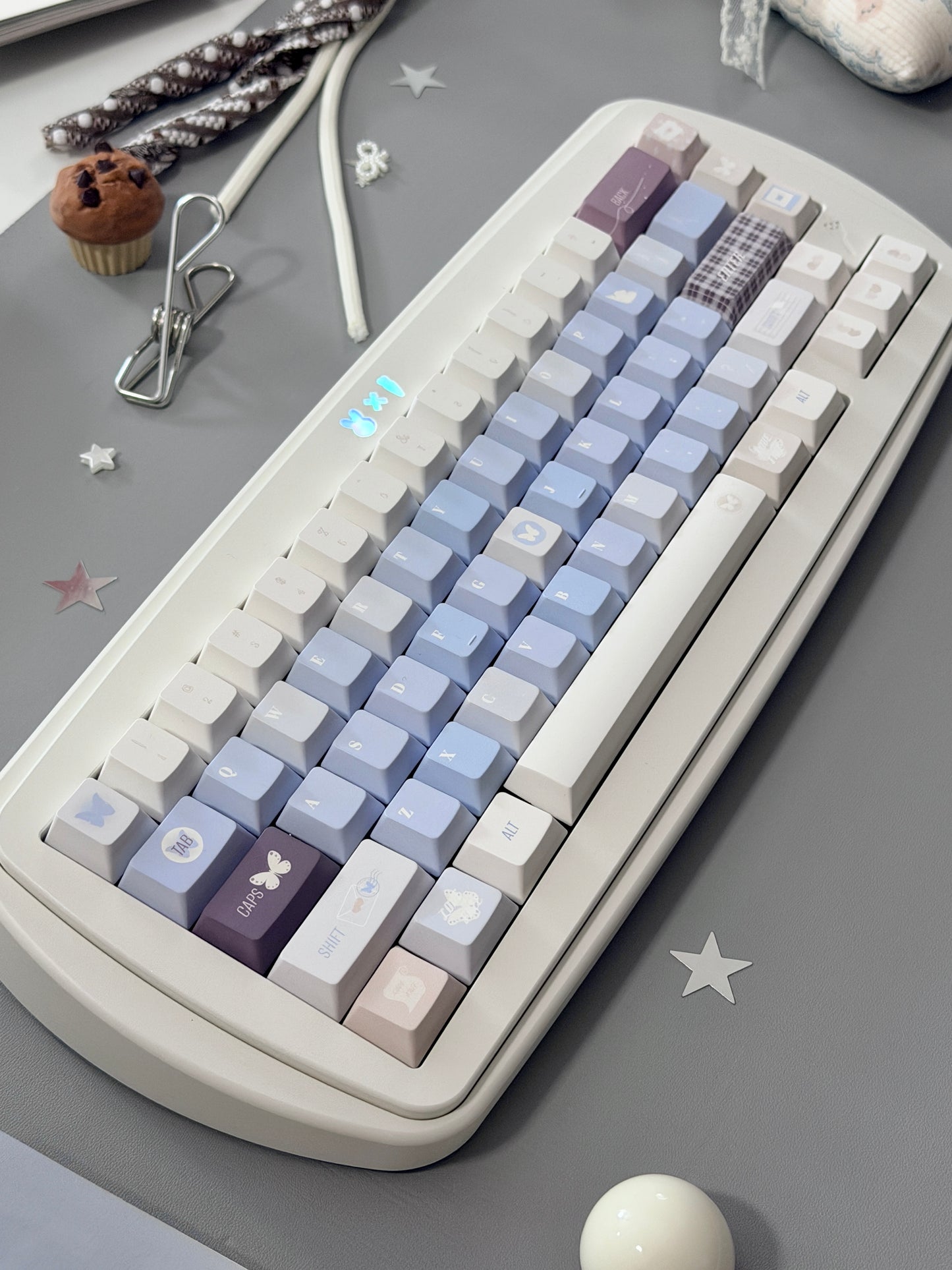 0299 Love Butterfly Cherry Profile Keycap Set | Sea Salt White & Soft Blue Romantic Keycaps