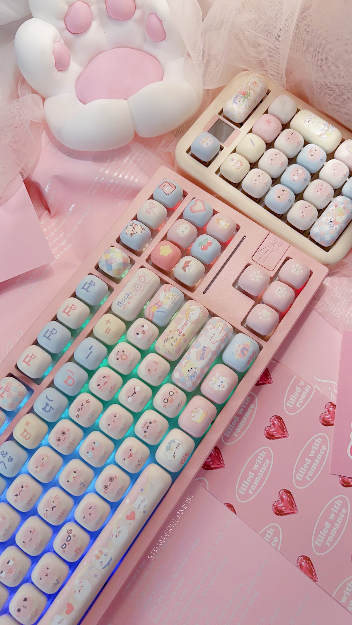 [only 1 Instock] Prebuilt Galaxy80 Pink Aluminum Customized Mechanical Keyboard