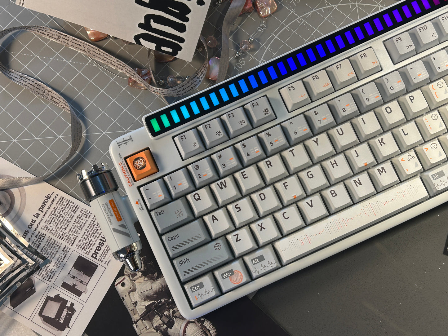 Unboxing Sample For Sales ONLY 1 Instock KeysMe Lunar 01 Mechanical Keyboard + Pad Set