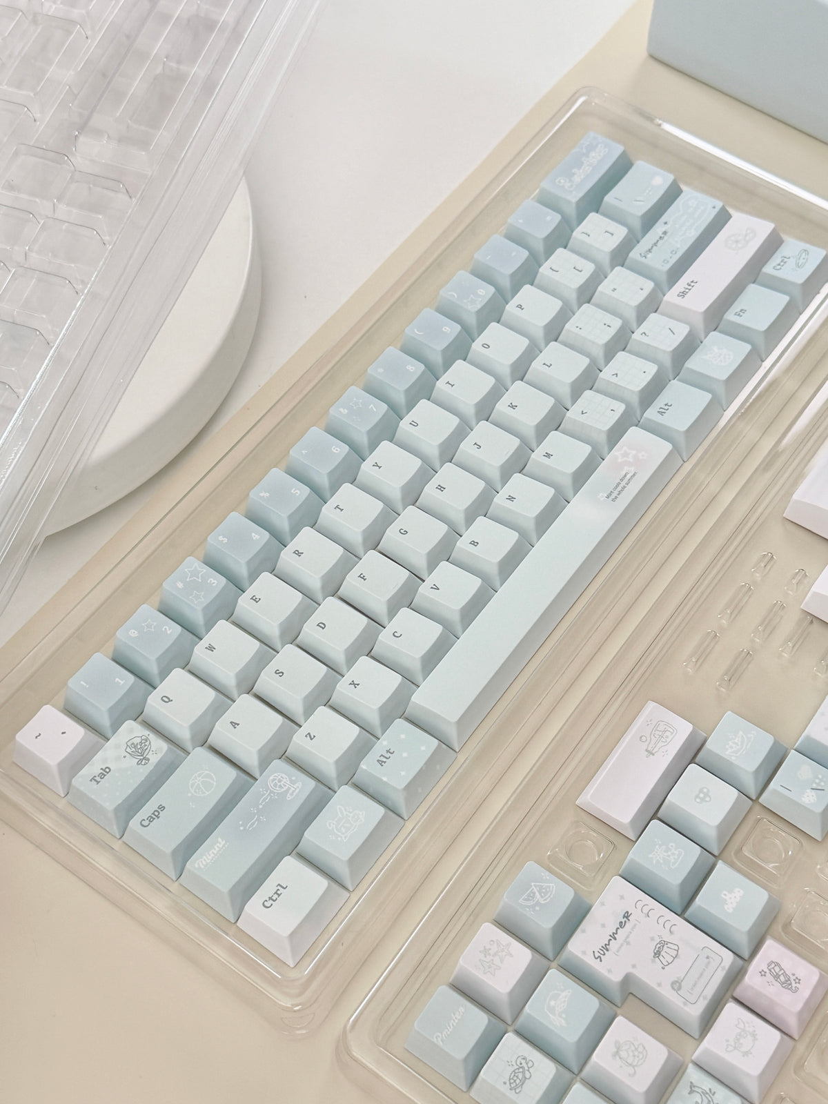 #0305 Ice Mint Jelly Keycaps | Pastel Blue Mint Mechanical Keyboard Keycaps
