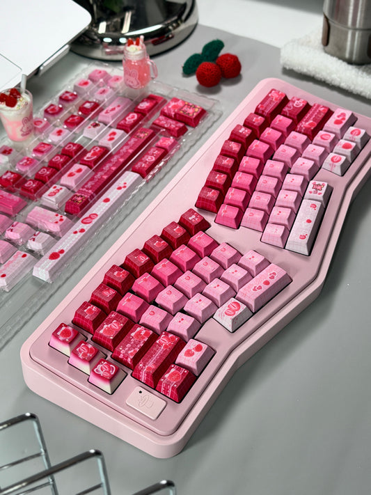 #0270 [Limited Edition] Cute Pink Strawberry Bear Keycap Cherry Profile （Not including keyboard）