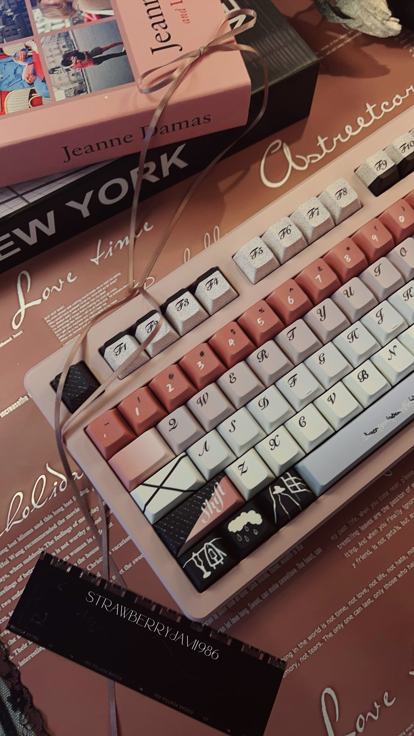 Prebuilt Rainbow75 Dusty Pink Black Aluminum Customized Mechanical Keyboard