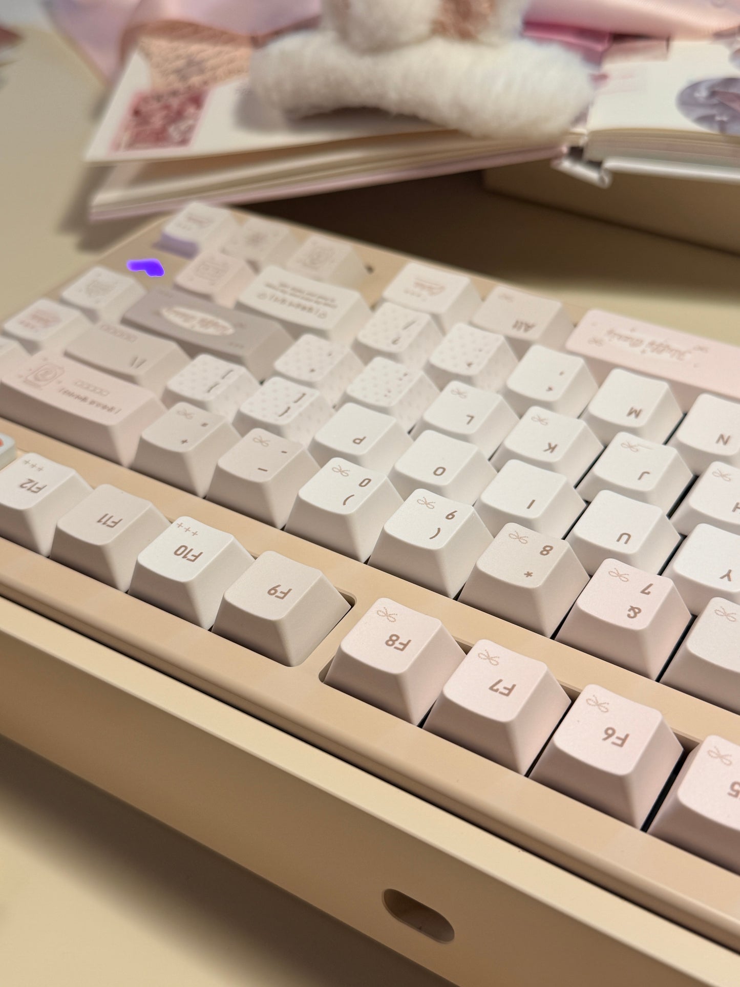 Preorder Prebuilt Aluminum Customized Mechanical Keyboard Rich75 Cream Beige Set（free number pad）