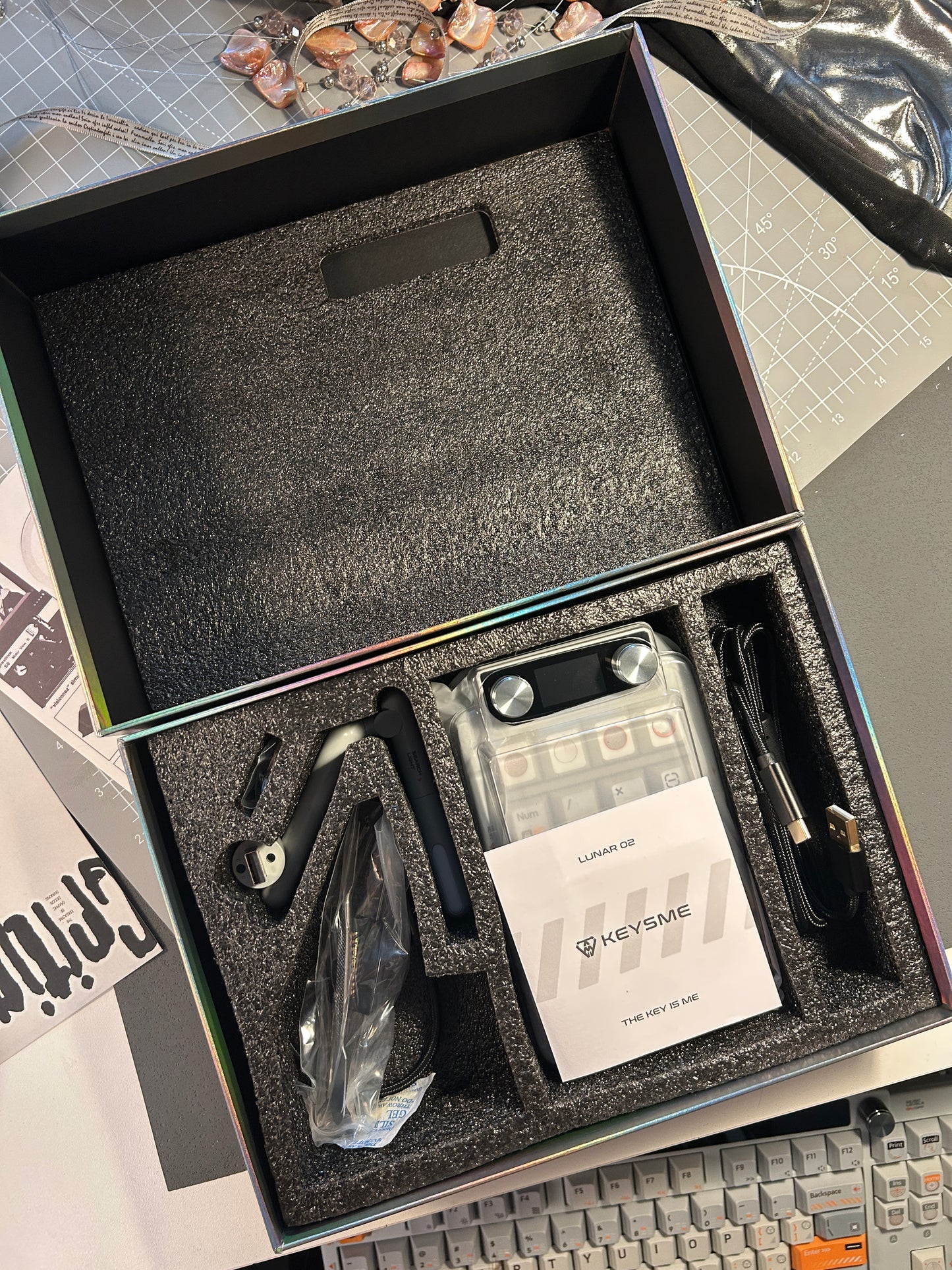 Unboxing Sample For Sales ONLY 1 Instock KeysMe Lunar 01 Mechanical Keyboard + Pad Set
