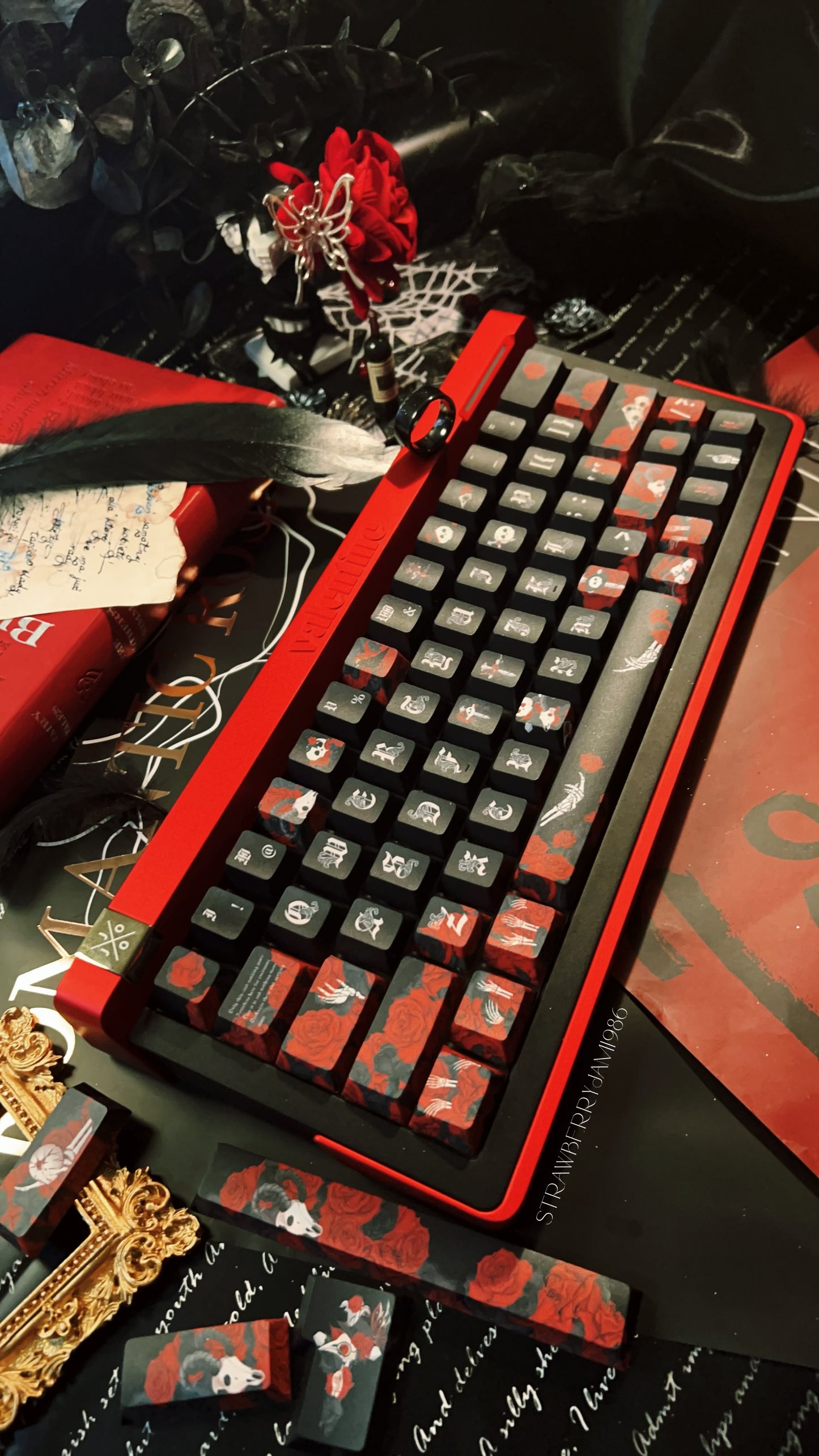 【Only 1 In-stock】Prebuilt JOJO R63 Black Red Gothic Themed Skeleton Rose  Aluminum Customized Mechanical Keyboard